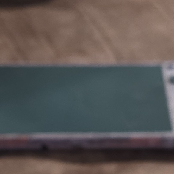 Ayn Odin Pro, faulty fan and charging port, title notes problem.