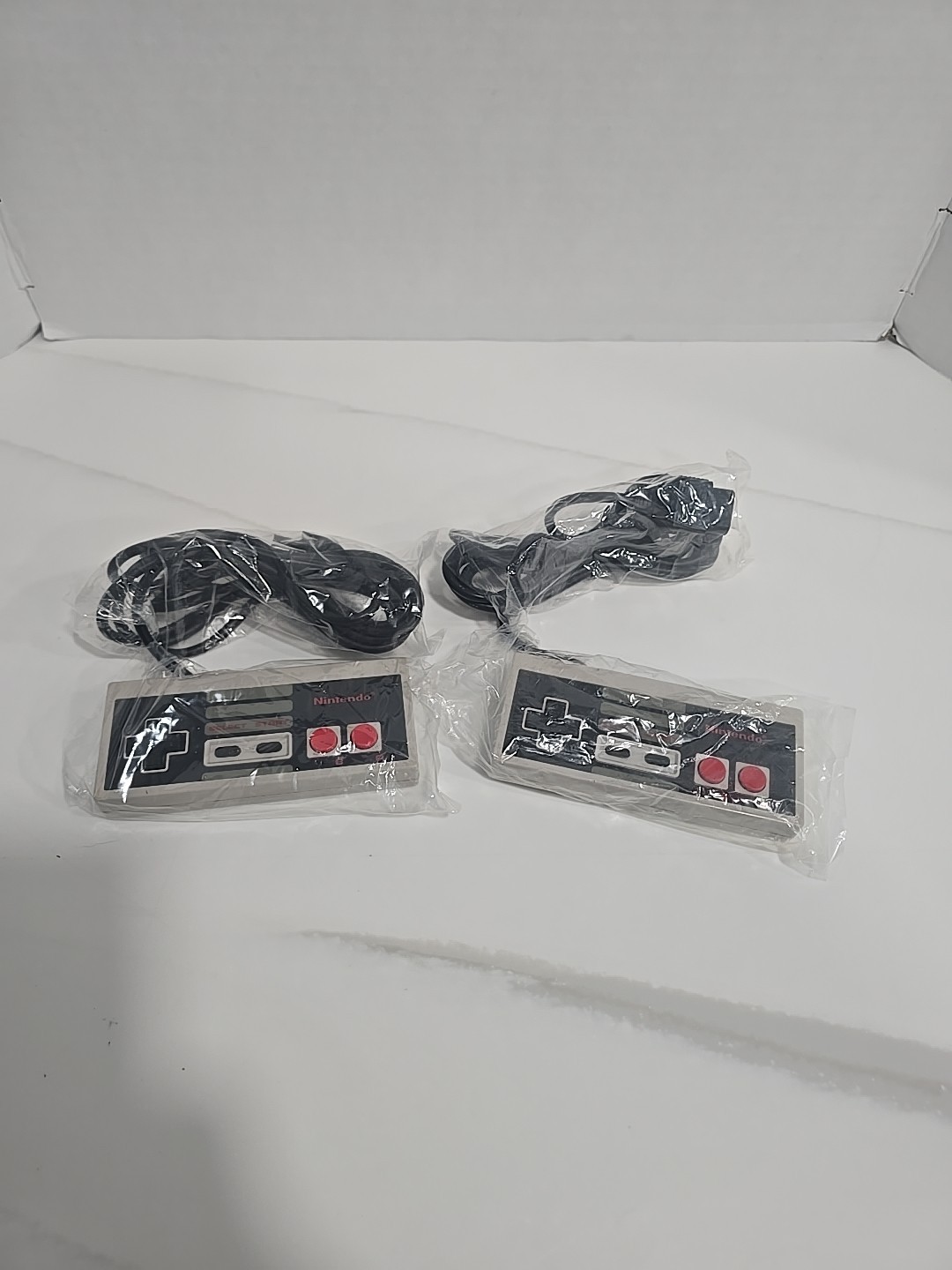 🔥 1990 Nintendo NES Action Set CIB Console w/ Zapper Paperwork & Mario Game VGC