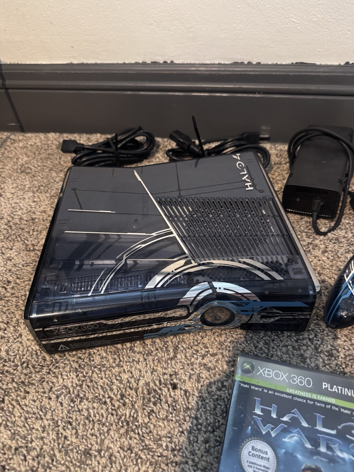 HALO 4 Limited Edition Xbox 360 320GB, Controller, Power, HDMI, TESTED!