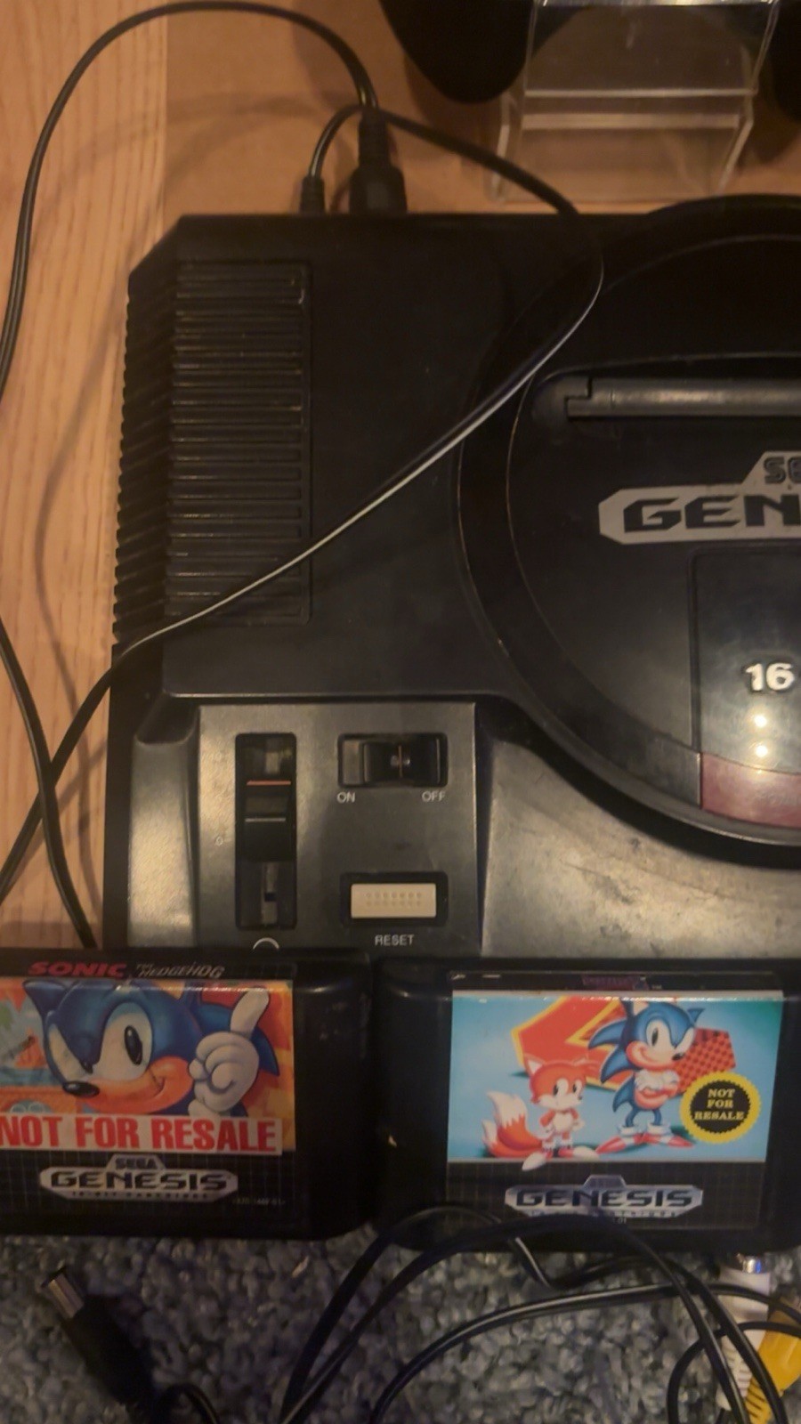 Sega Genesis Model 1601 Console Bundle With Sonic 1 & 2 Street Fighter 2 Special