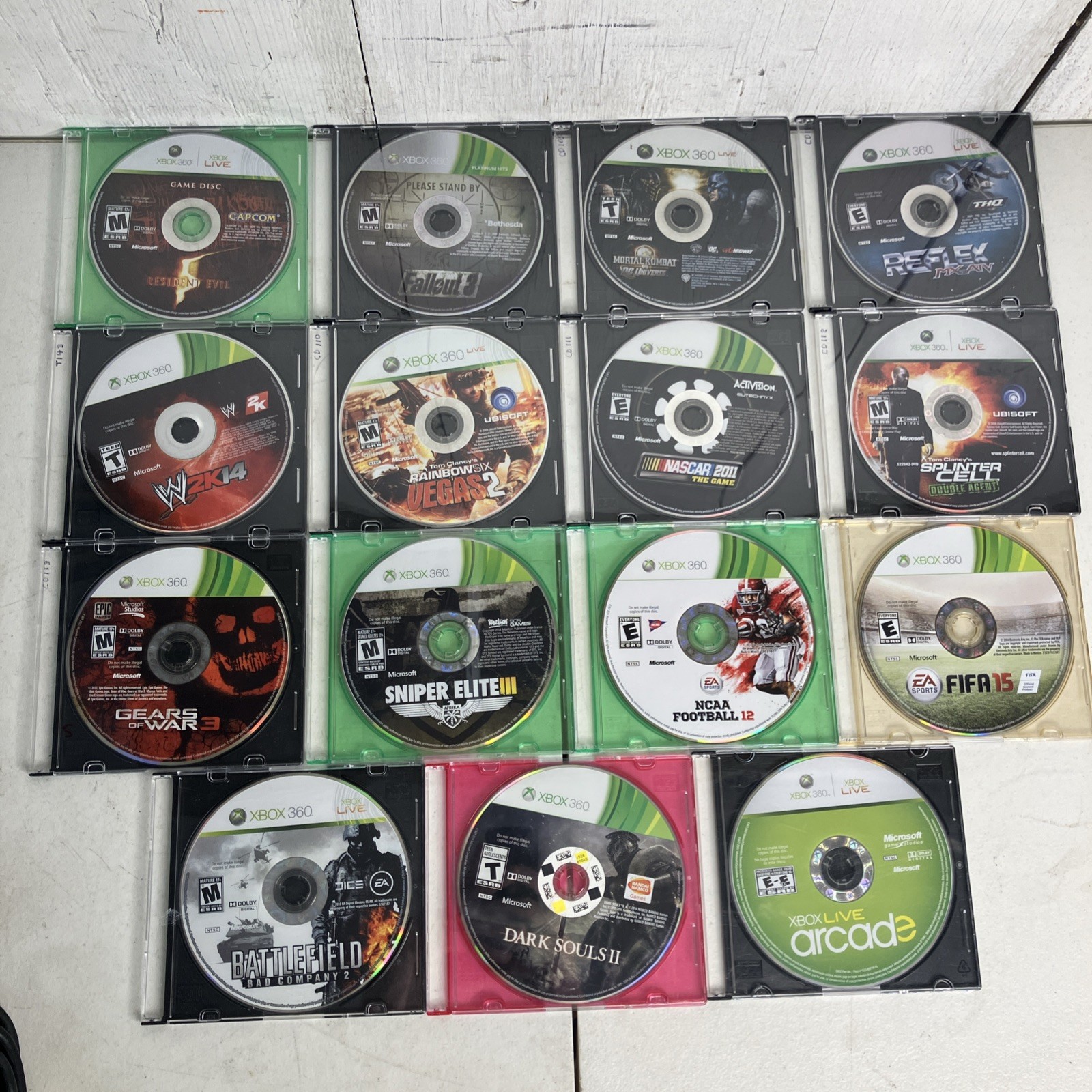 Xbox 360 S Slim Bundle 1439 Console 250GB 15 Games Fallout 3 Resident Evil 5