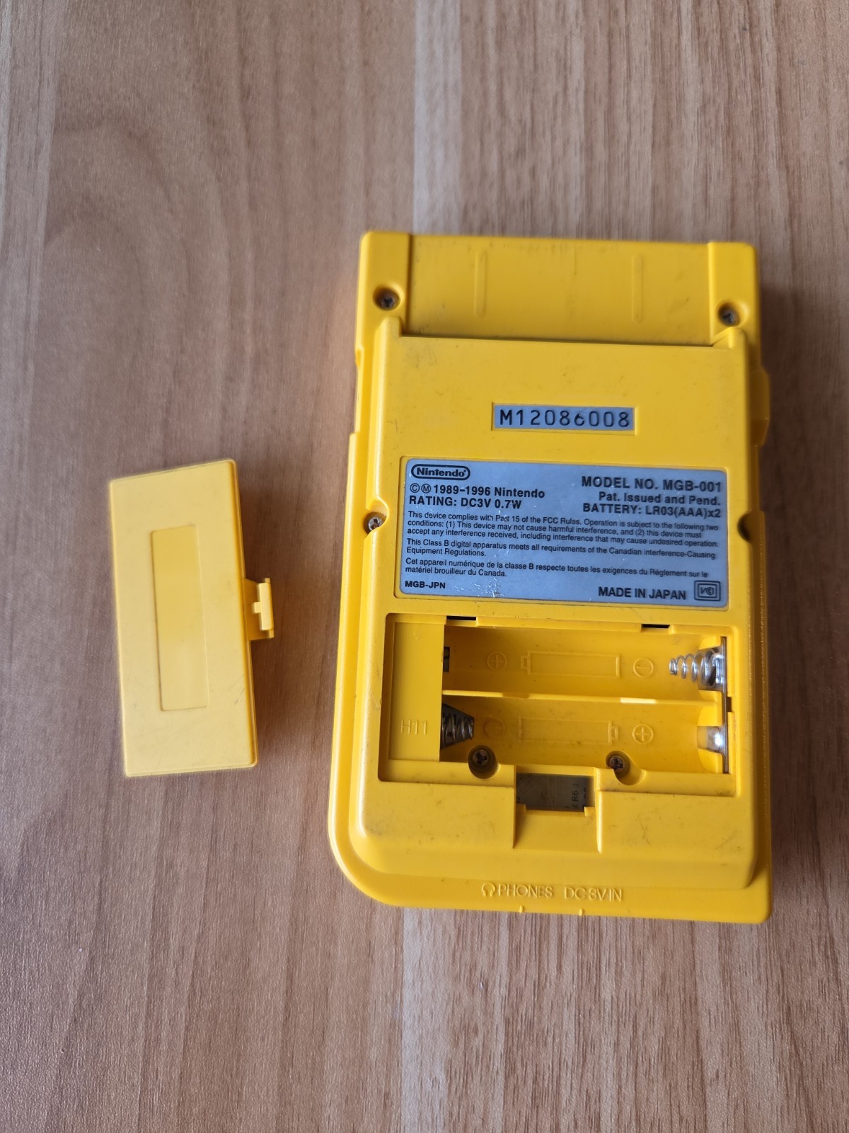 Nintendo Game Boy Pocket MGB-001 – Yellow – 100% OEM – Tested Working
