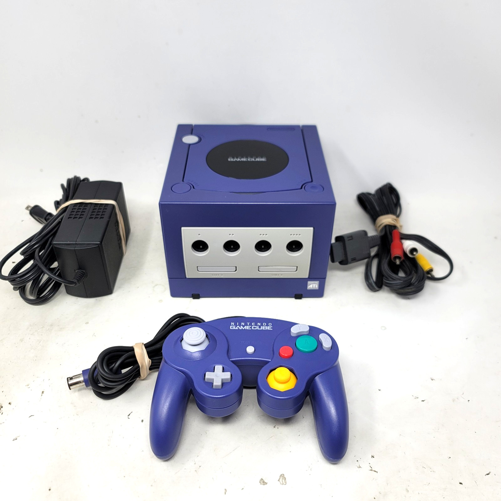 Nintendo GameCube DOL-001 Indigo DUAL REGION (NTSC/JPN) W/ Controller & Cords