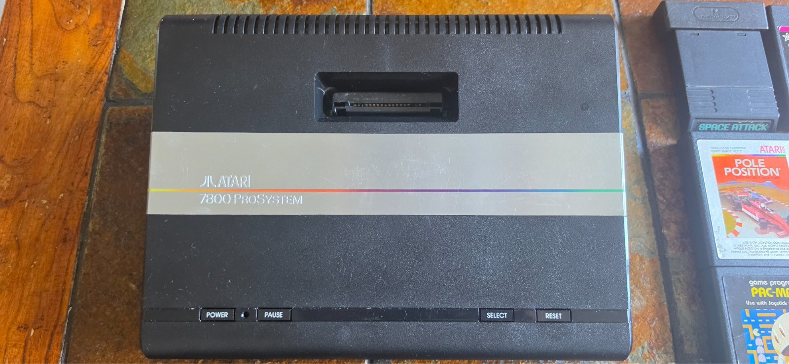 Atari 7800 Video Game Console with 21 Games & three controllers