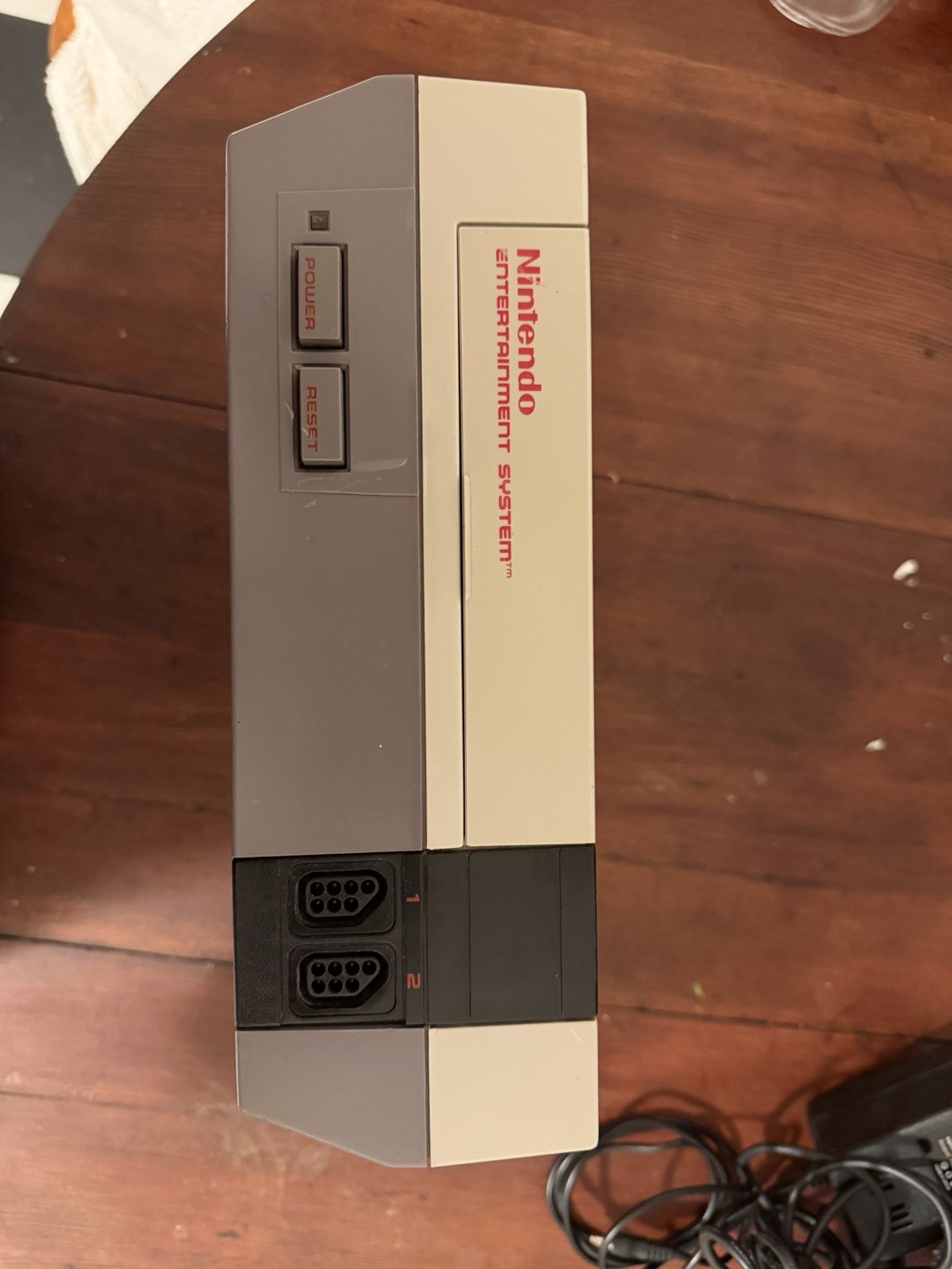 Nintendo Entertainment System Home Console with games and zapper TESTED nes