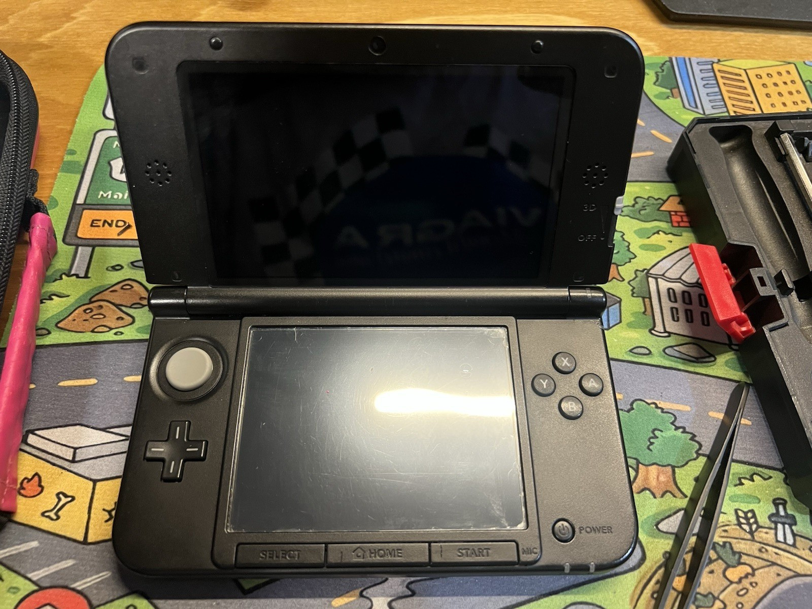 Nintendo 3DS XL SPR-001 Red/Black Handheld Console NTSC-U/C 4GB SD Case