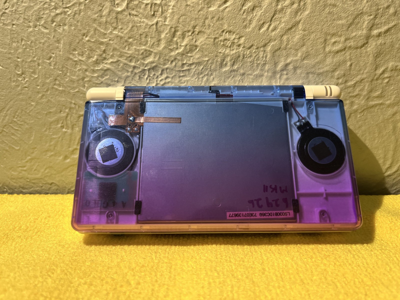 Nintendo DS Lite – Custom Gradiant Translucent/White, Blue LED Power Light