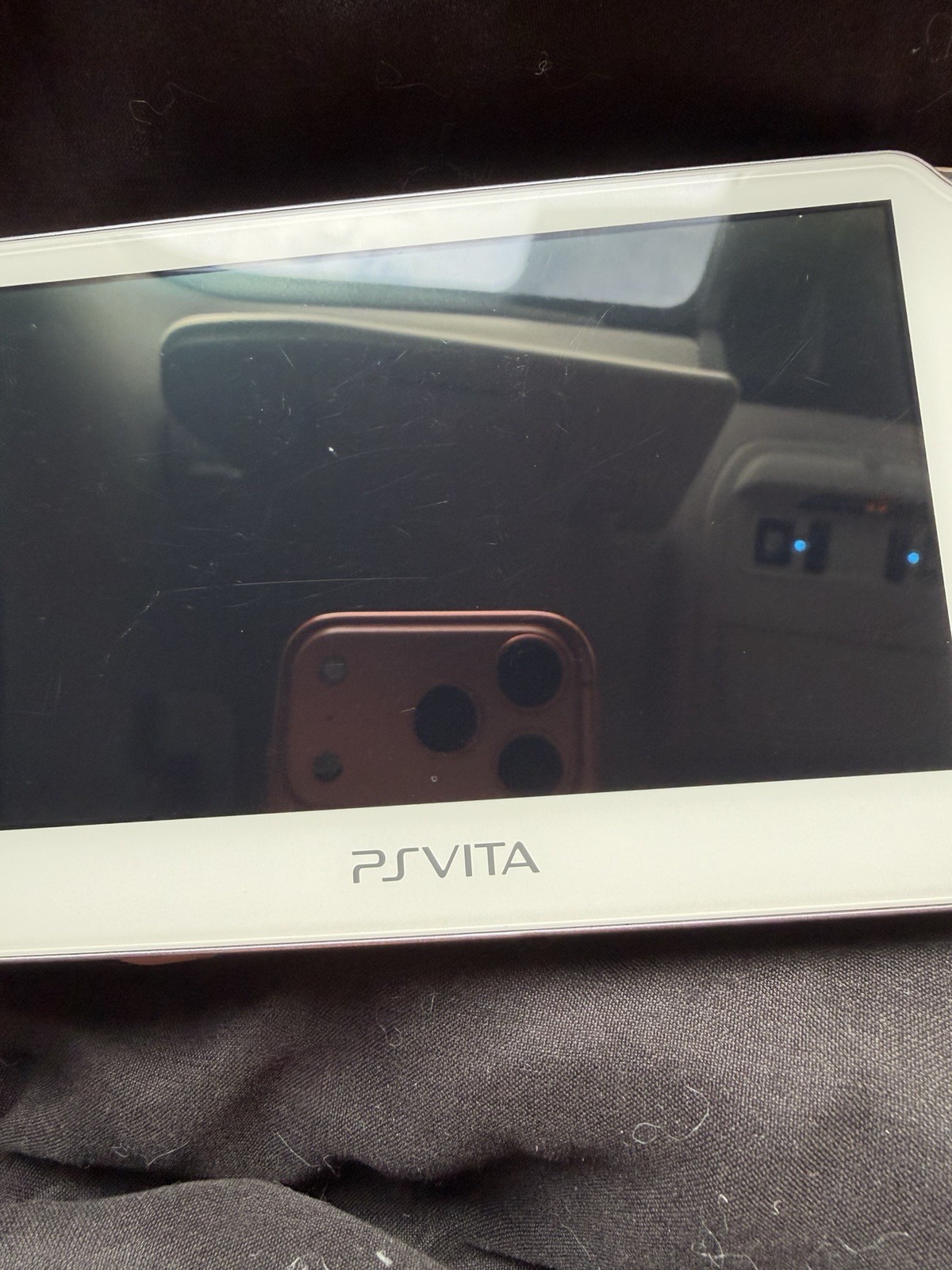 Sony PlayStation Vita (PCH-1001) – White – Used – TESTED WORKING!