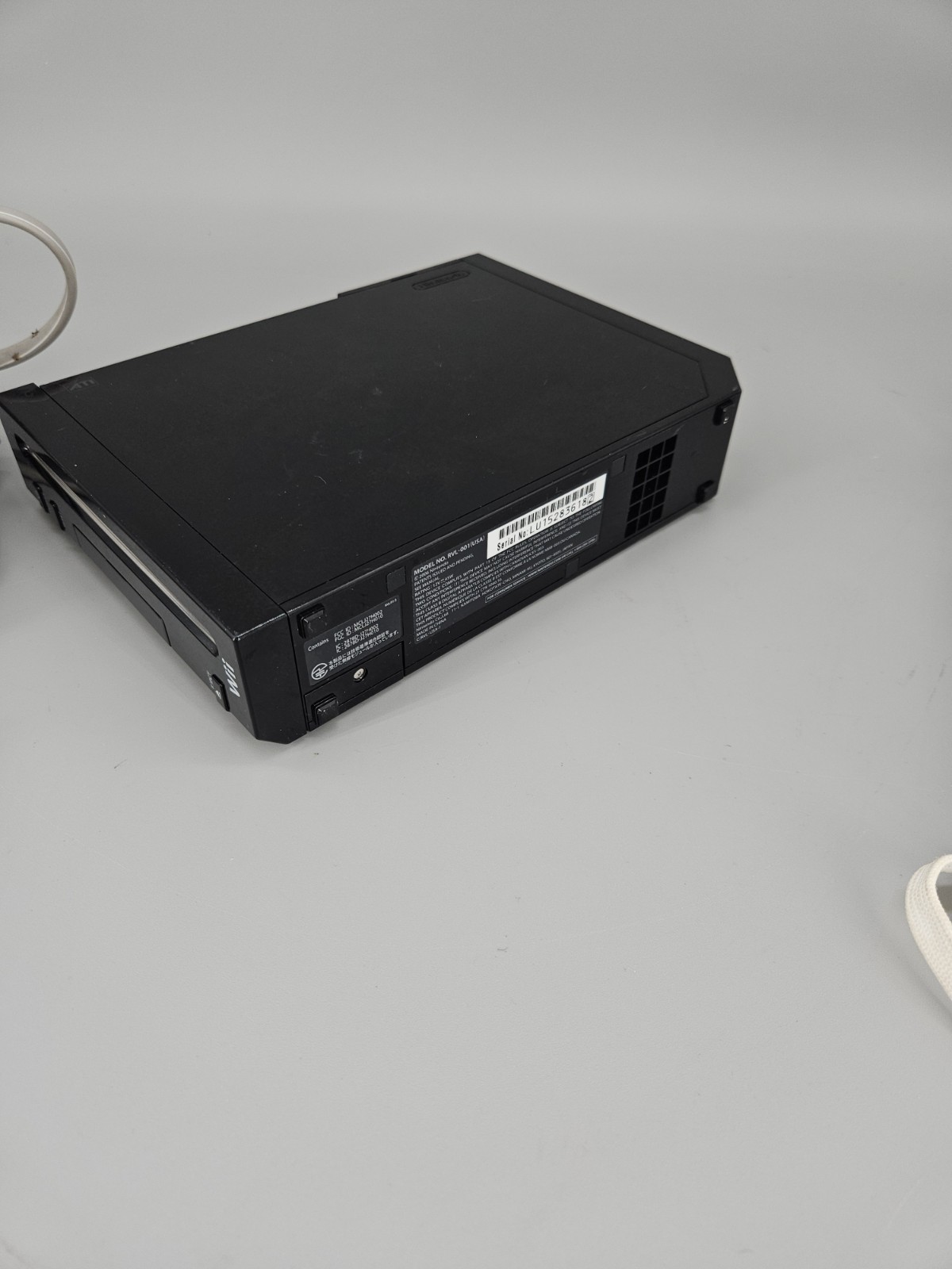 Nintendo Wii Video Game Home Console Model RVL-001 Console & Game