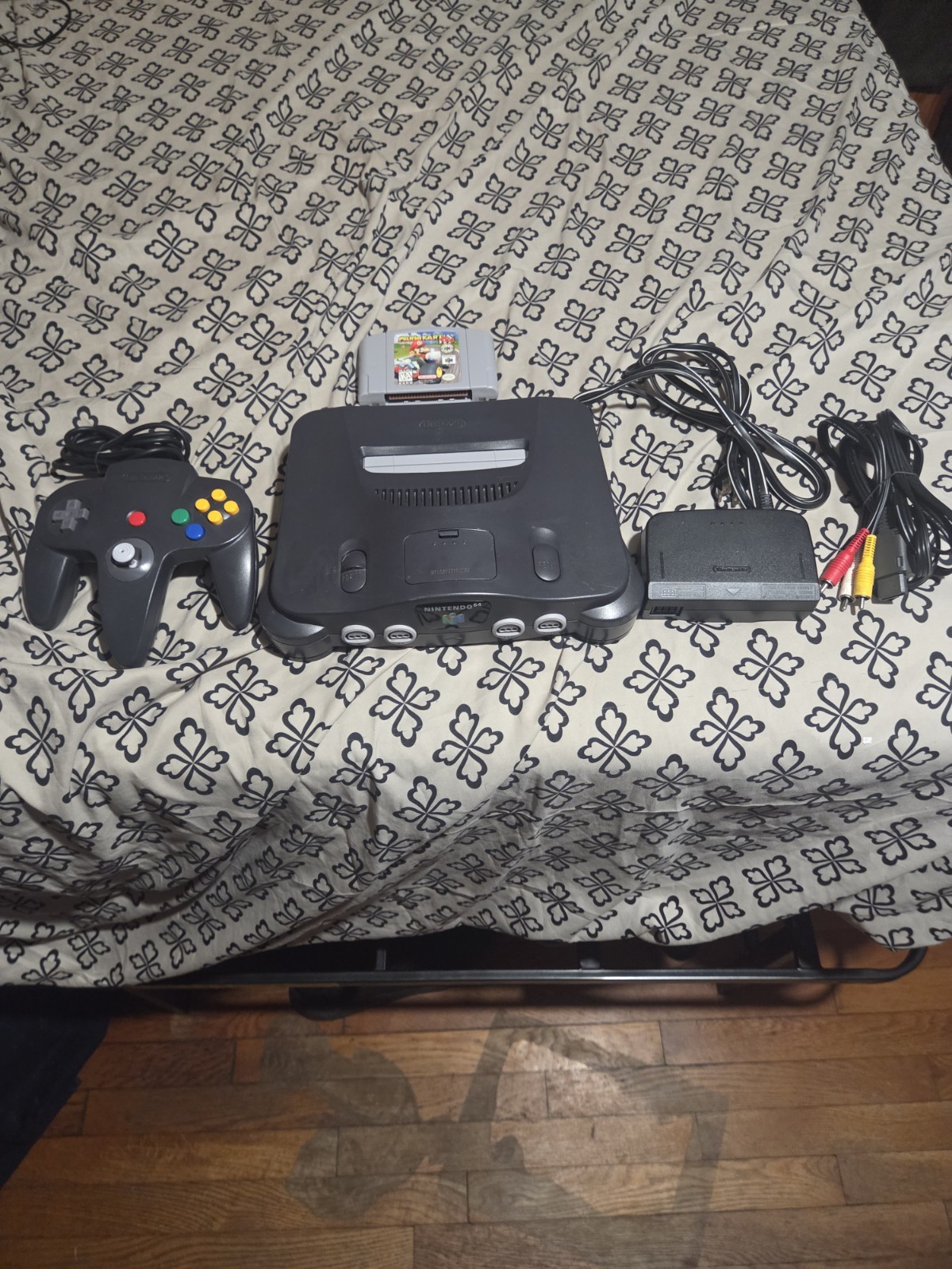 Nintendo 64 N64 Console 1 Controllers 1 Game W/ Jumper Pack Working