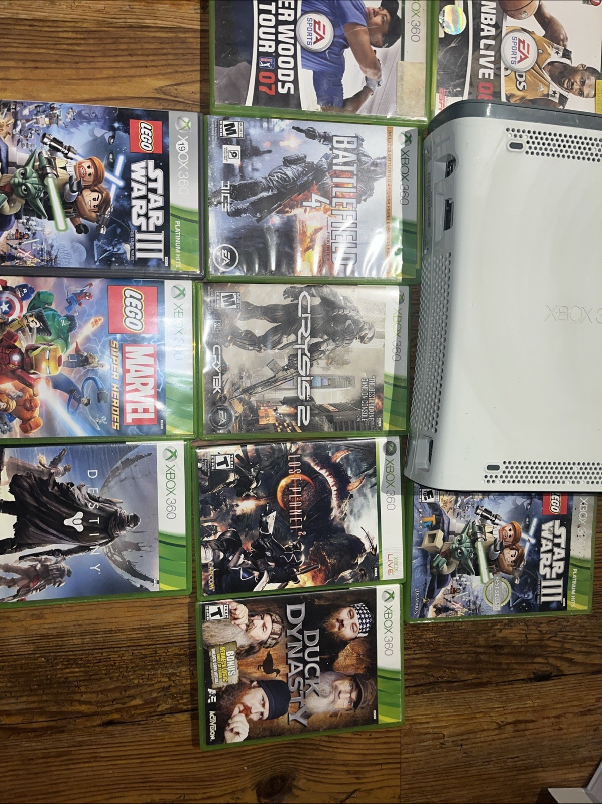 Xbox 360 60gb White Console bundle w/ games & Cords