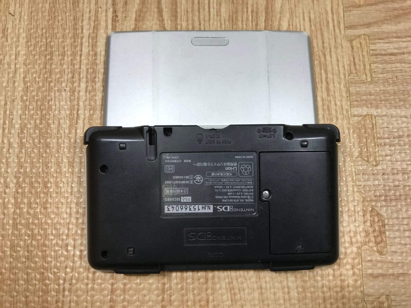 Nintendo DS Platinum Silver Console Nintendo Japan – With Defects LG9510