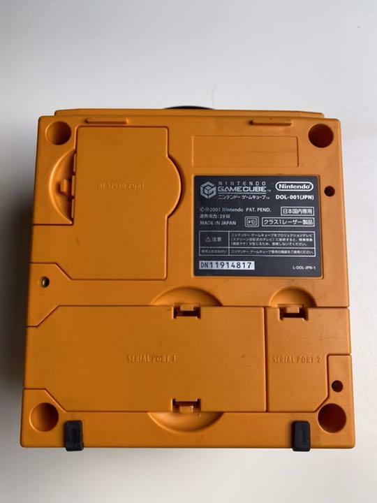 Nintendo GameCube Launch Edition Spice Orange Console controller NTSC-J
