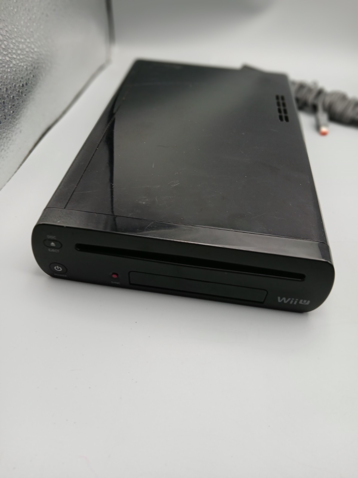 NINTENDO WIIU WII U WUP-10102 32GB CONSOLE Controllers SCUFFED BUT TESTED