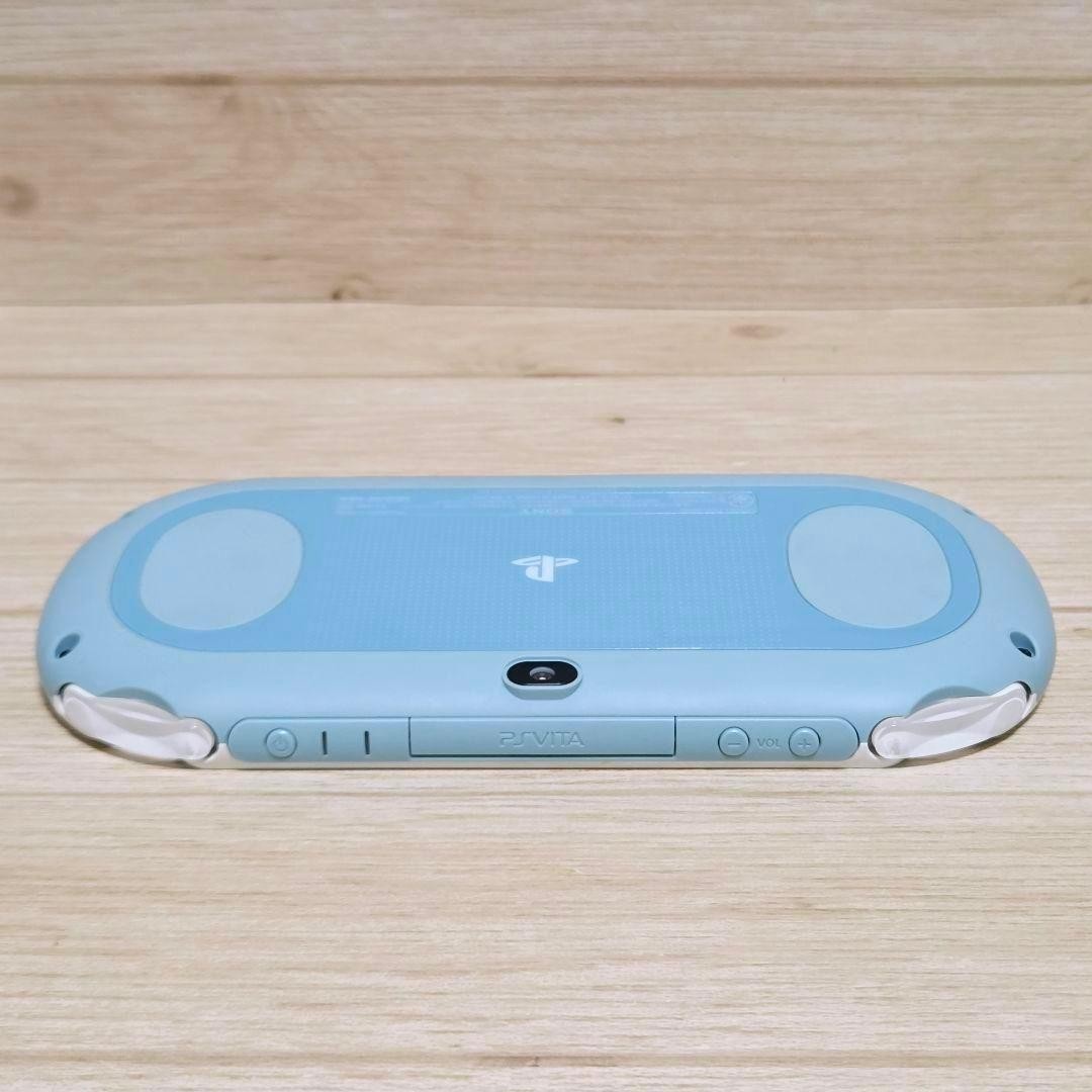Excellent PS Vita Light Blue White PCH 2000 ZA14 Console CIB Boxed Tested