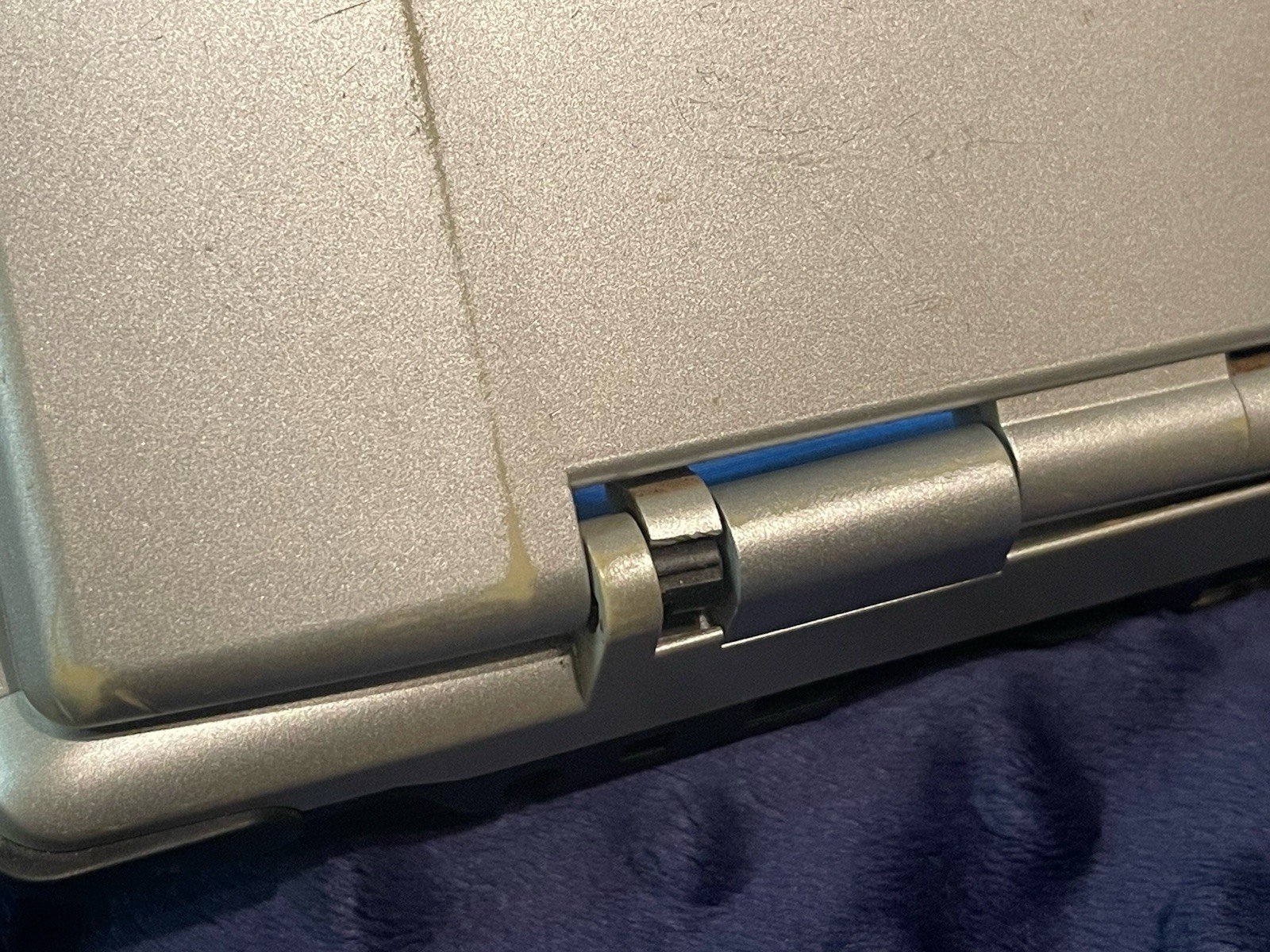 Nintendo DS Original NTR-001 Console – Silver – Broken Hinge Powers On Reset