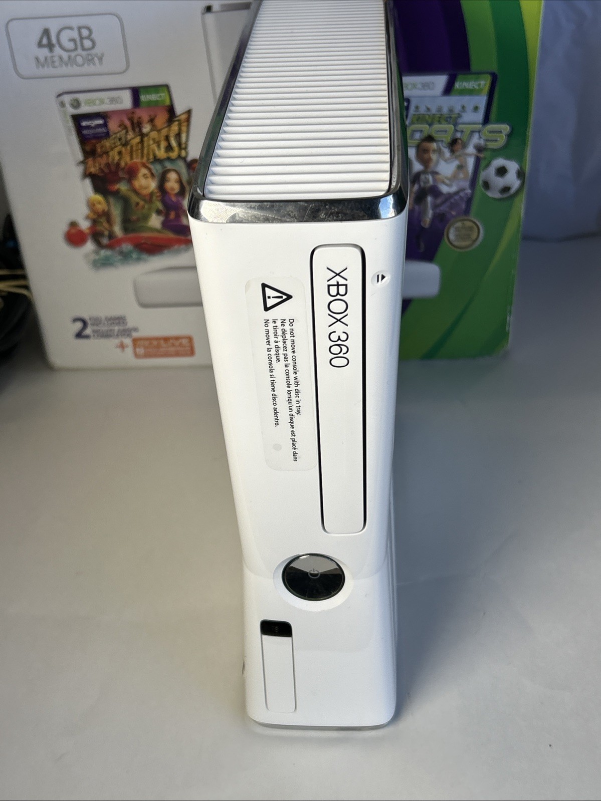 Microsoft Xbox 360 Special Edition Kinect Sports 4GB White Console 1439 W Box