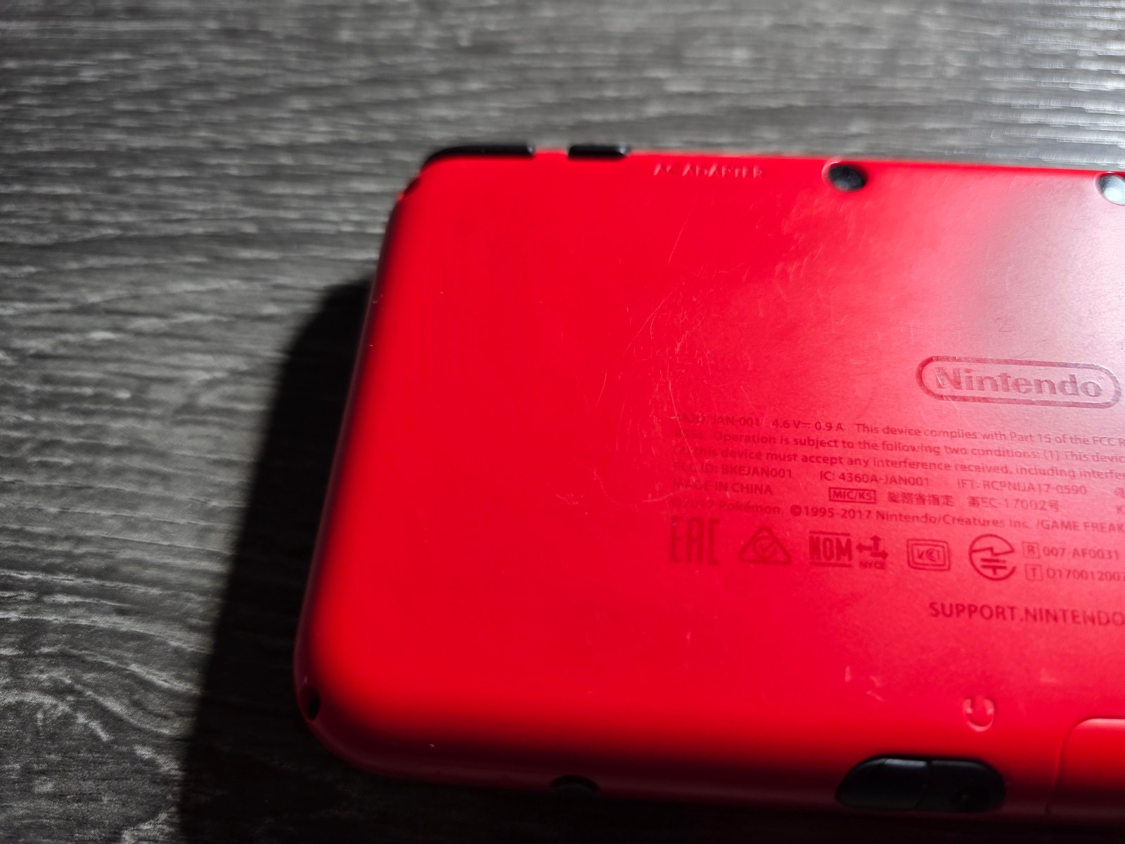Nintendo 2DS XL Pokeball Edition System Console AS-IS FOR PARTS OR REPAIR