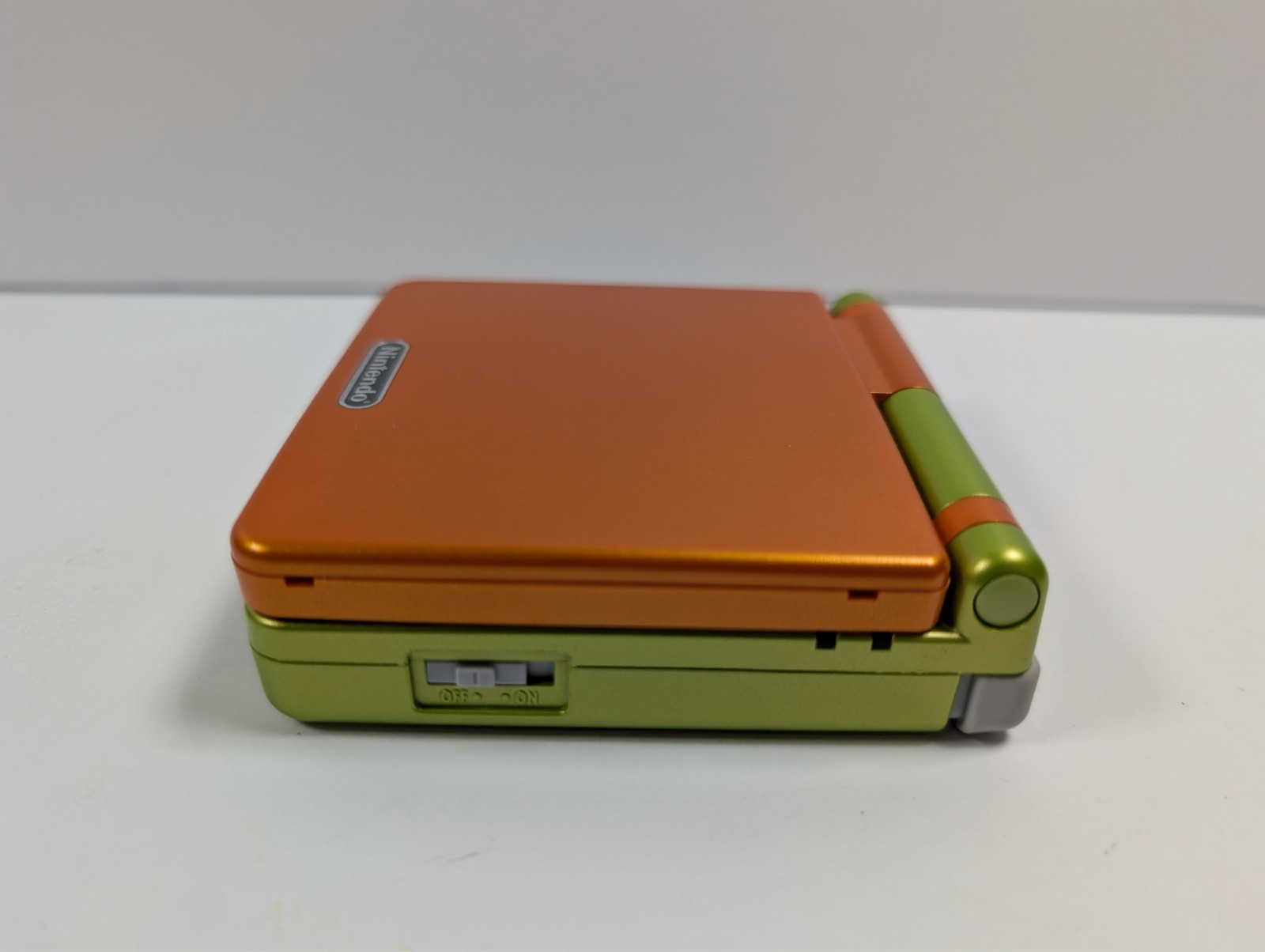 Nintendo Game Boy Advance SP GBA SP Lime Green & Orange Shrek Edition AGS-001