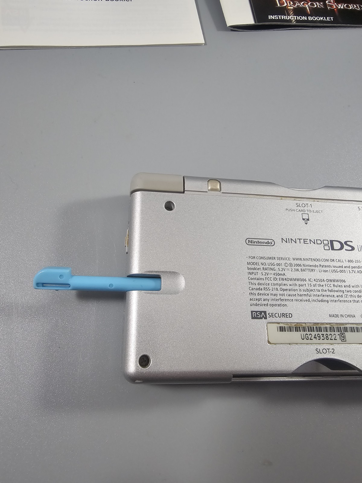Nintendo DS Lite Silver BIG Lot – Cases Games Stylus Manual Accessories READ!
