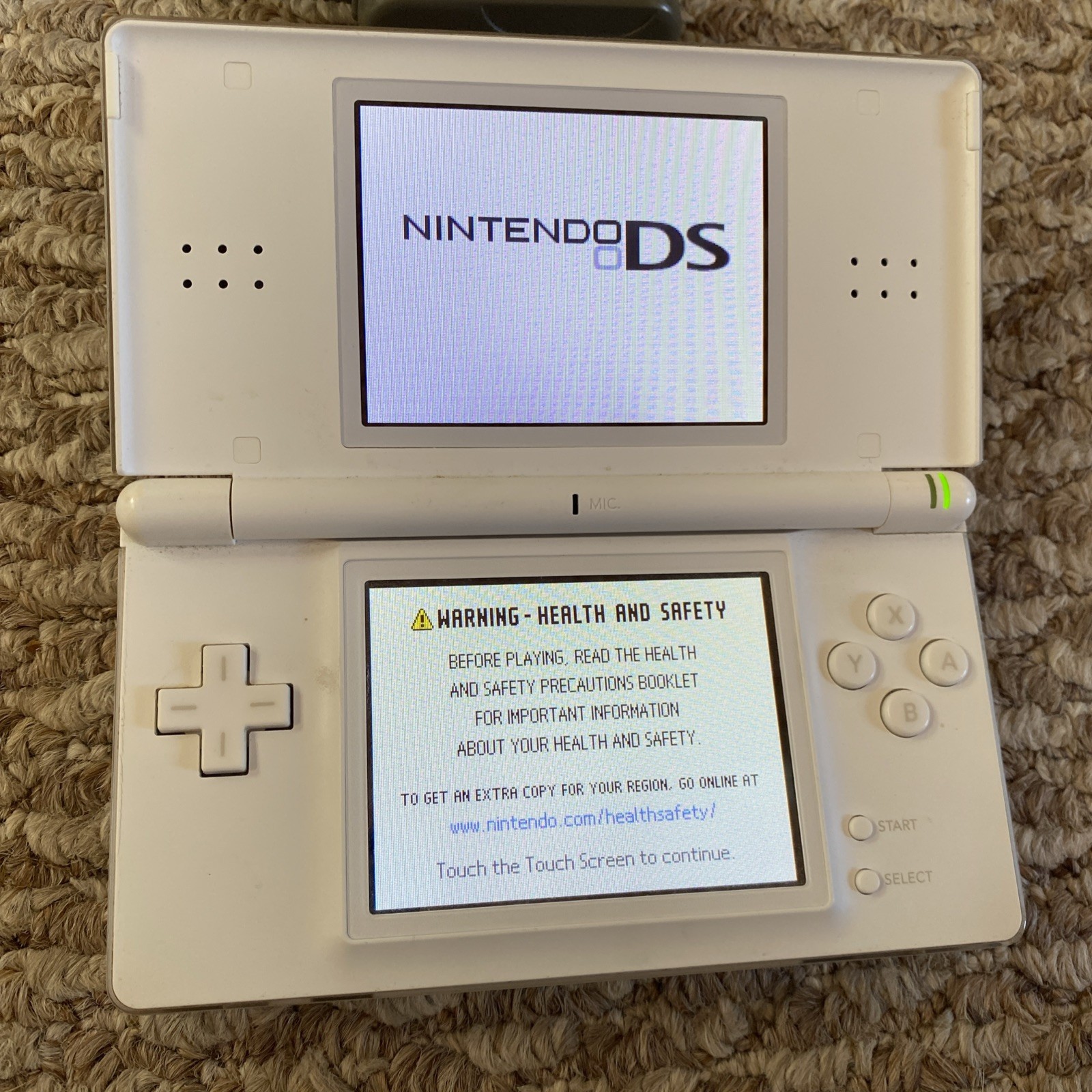 NICE Nintendo DS Lite USG-001 Polar White w/stylus charger gba dust cover OEM