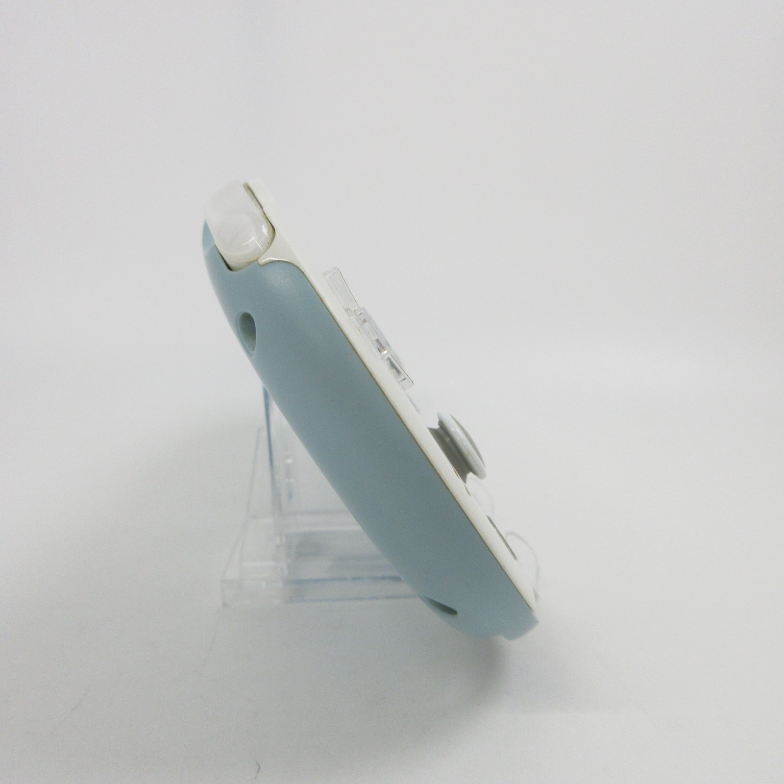 【Excellent】Sony PS Vita PCH-2000 Light Blue / White Wi-Fi Model Console #DEN08/0