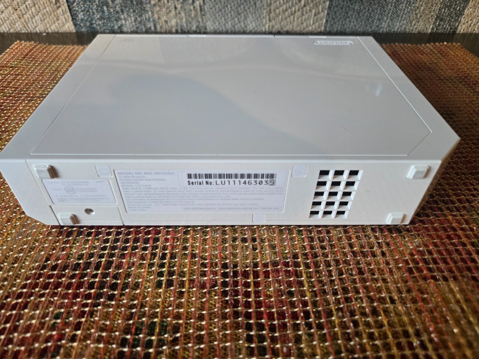 (1) Nintendo Wii White Replacement Console RVL-001 Backwards Compatible TESTED
