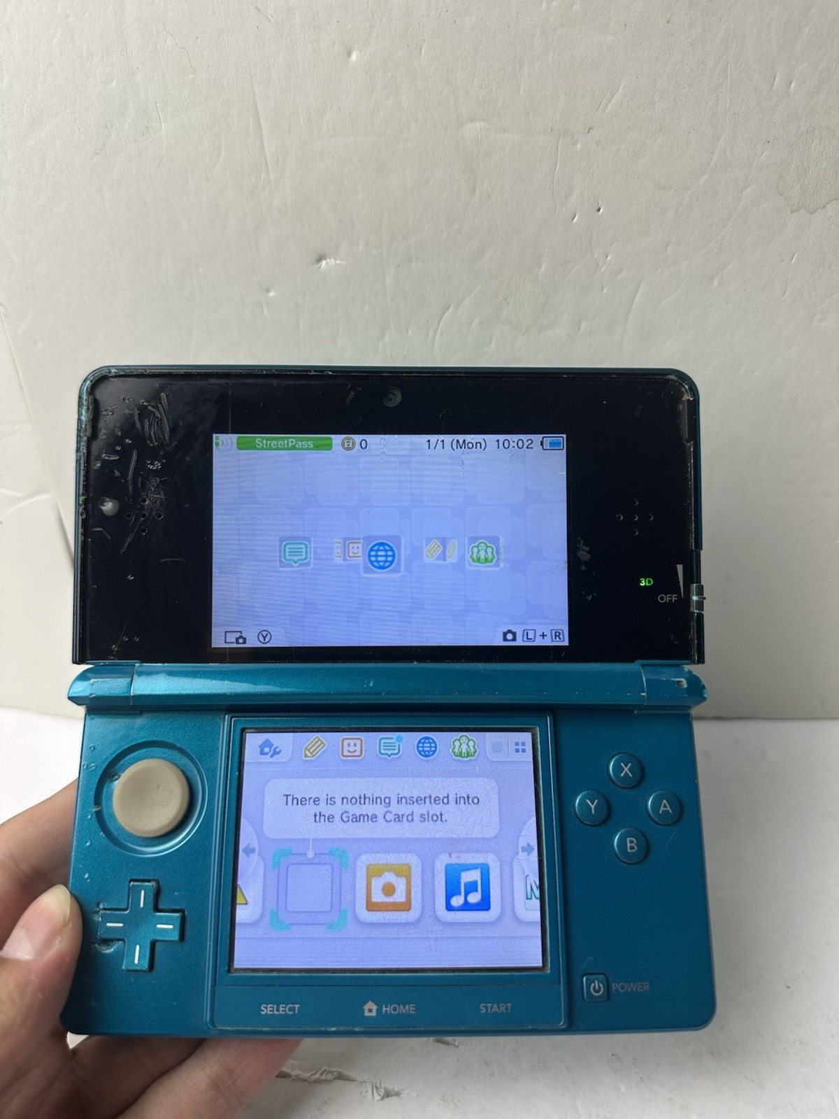 Nintendo 3DS Handheld Console – Aqua Blue (Teal) BUNDLE Cosmetic Wear Read