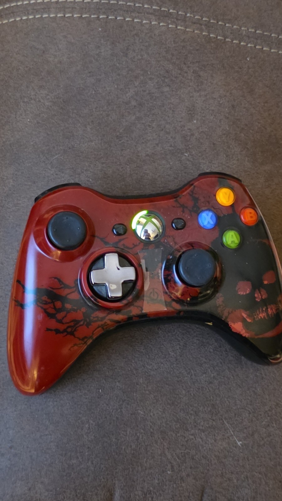 Lmt. Edition Halo 4 XBOX360 and Gears of War 3 Controller w/ Fallout 3 GoTY Disc