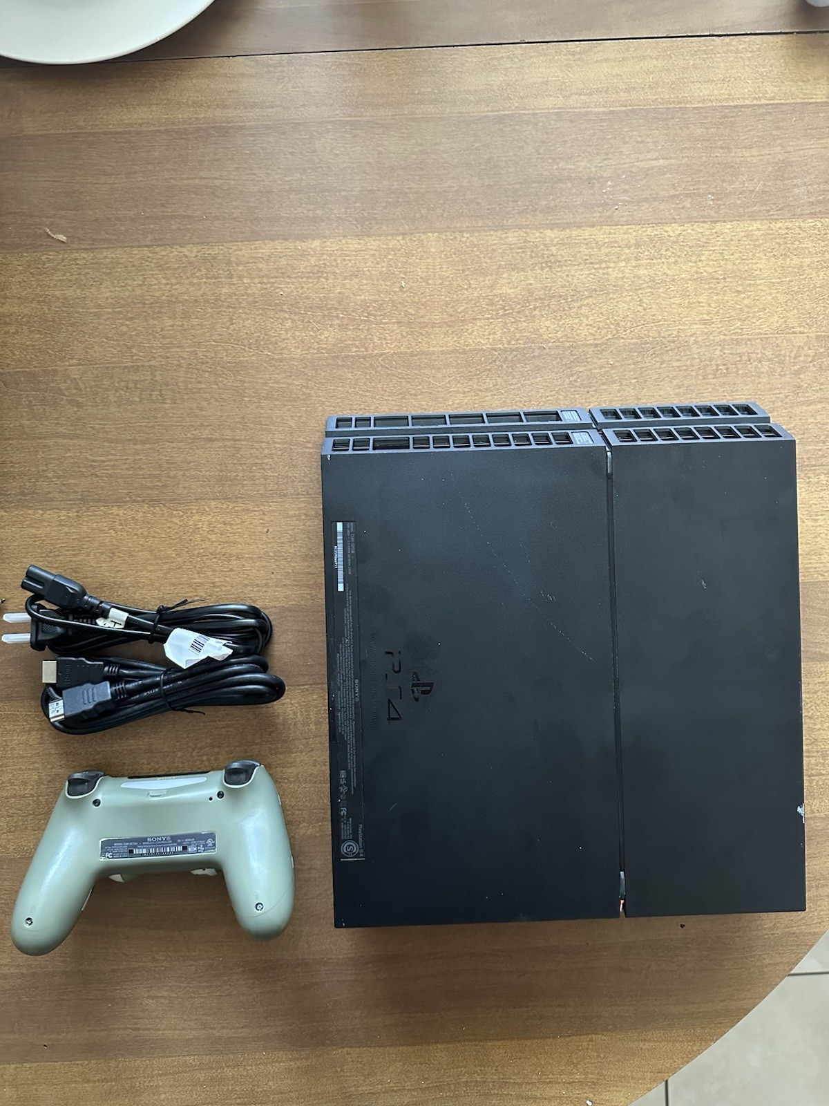 Sony PlayStation 4 Call Of Duty Black Ops 3 Edition 1TB Console PS4 CUH-1215B