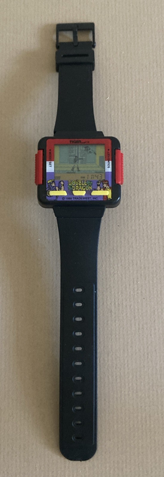 Vintage Double Dragon Tiger Electronics LCD Video Game Watch. 1990. Excellent !