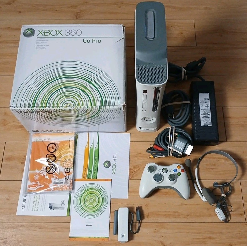 Microsoft XBOX 360 Go Pro 20GB Home Console – Complete CIB Tested