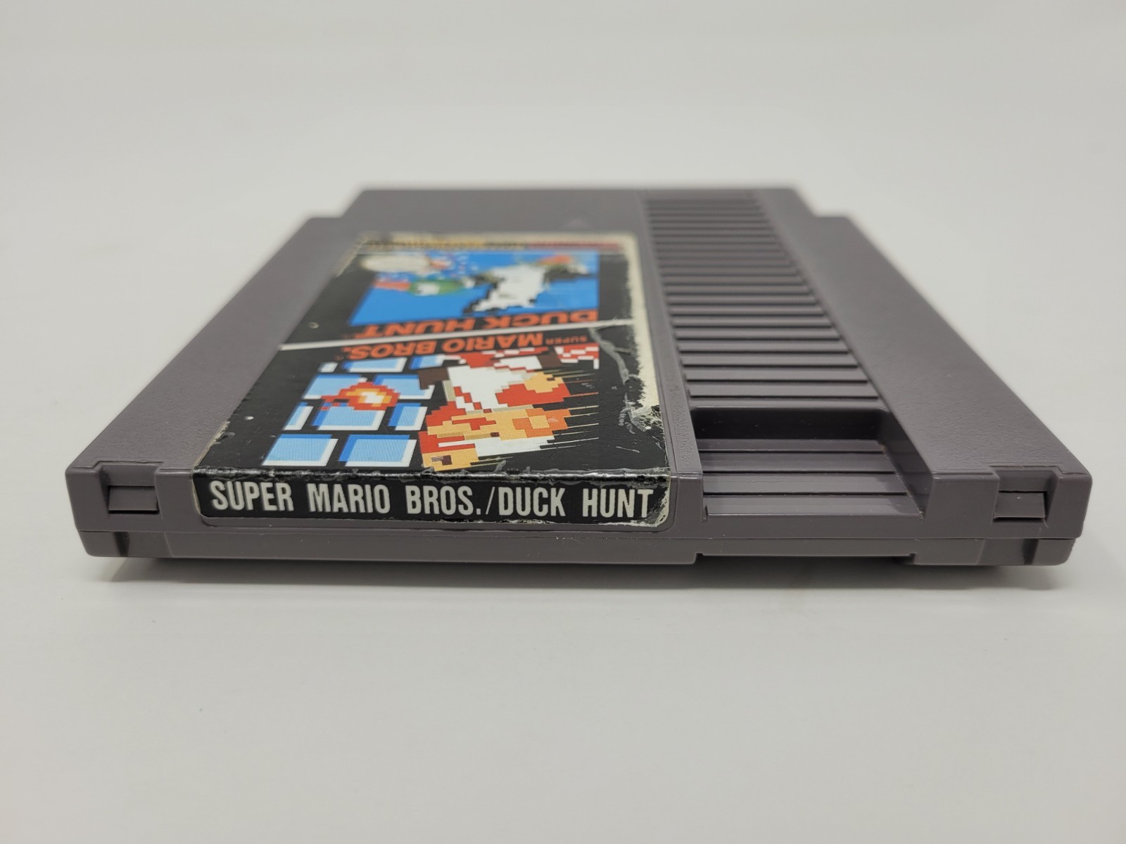 Nintendo Entertainment System Console, Controller, Cables & Game Cart. NES-001