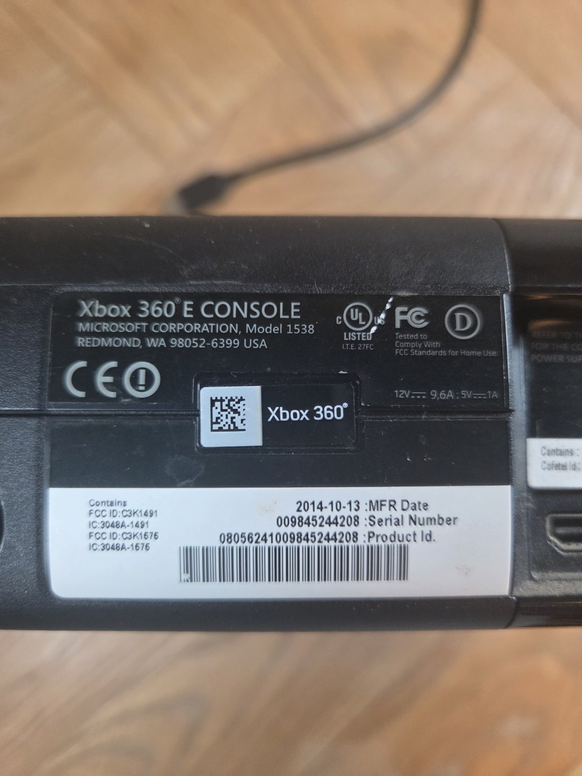 Xbox 360 E Black 1538 Video Game Console w/Chords No HD Tested