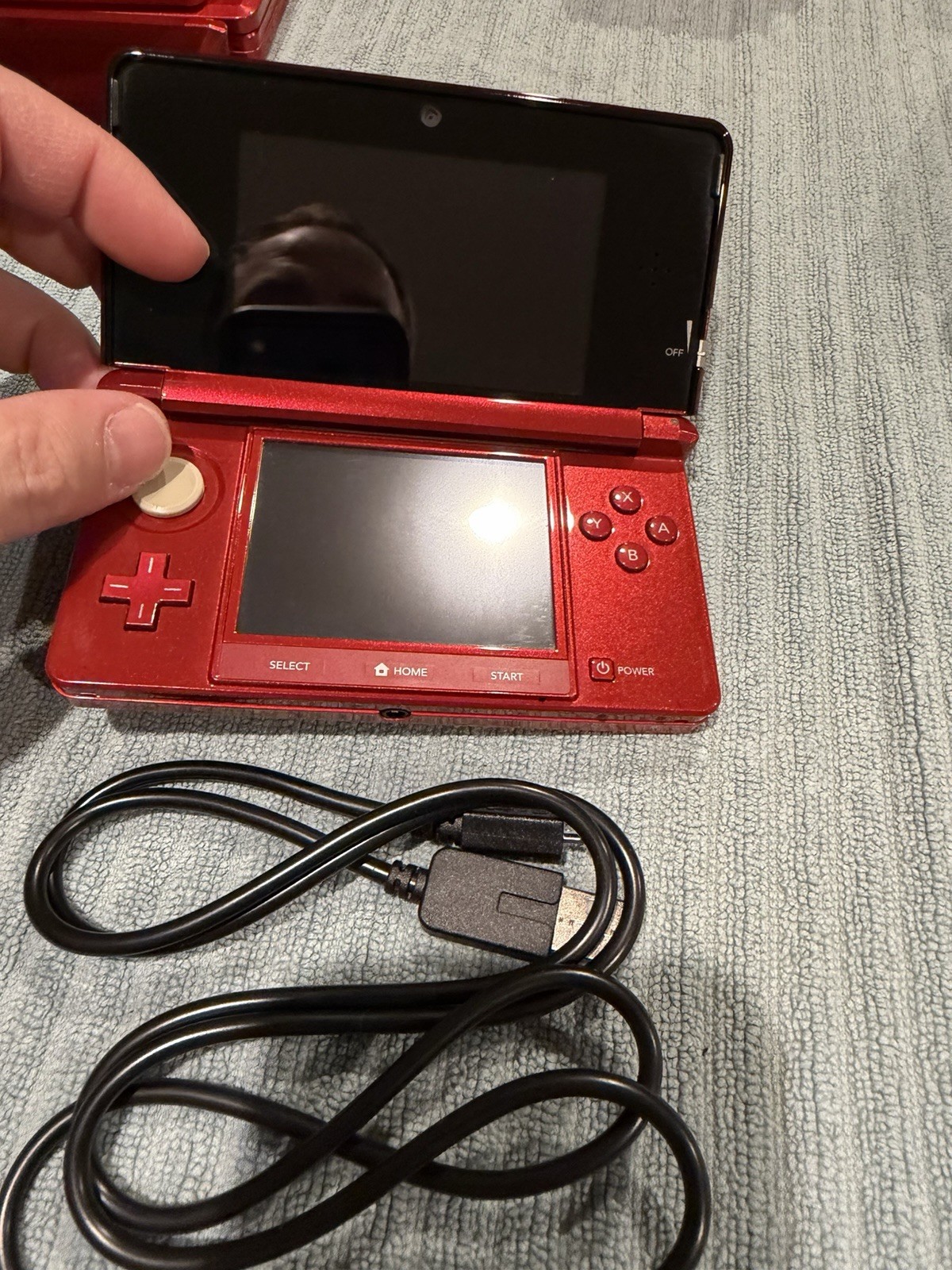 Japanese Nintendo 3DS System Red Working Us Seller With Charger Region Free G