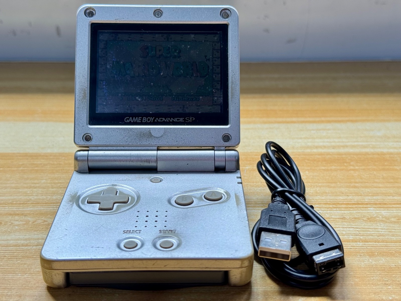 Nintendo Gameboy Advance SP AGS001 Metal Silver Handheld w/ USB Cable & Battery
