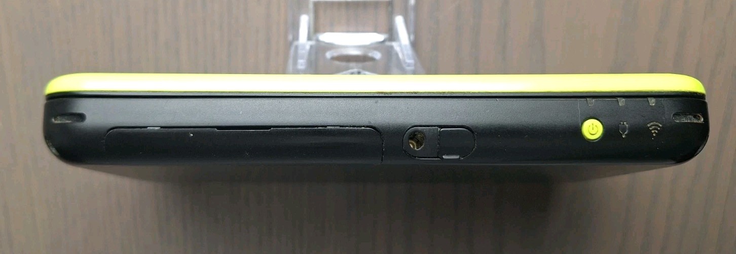 New Nintendo 2DS XL Lime Black | Charger + 32GB SD Card | Region Free USA