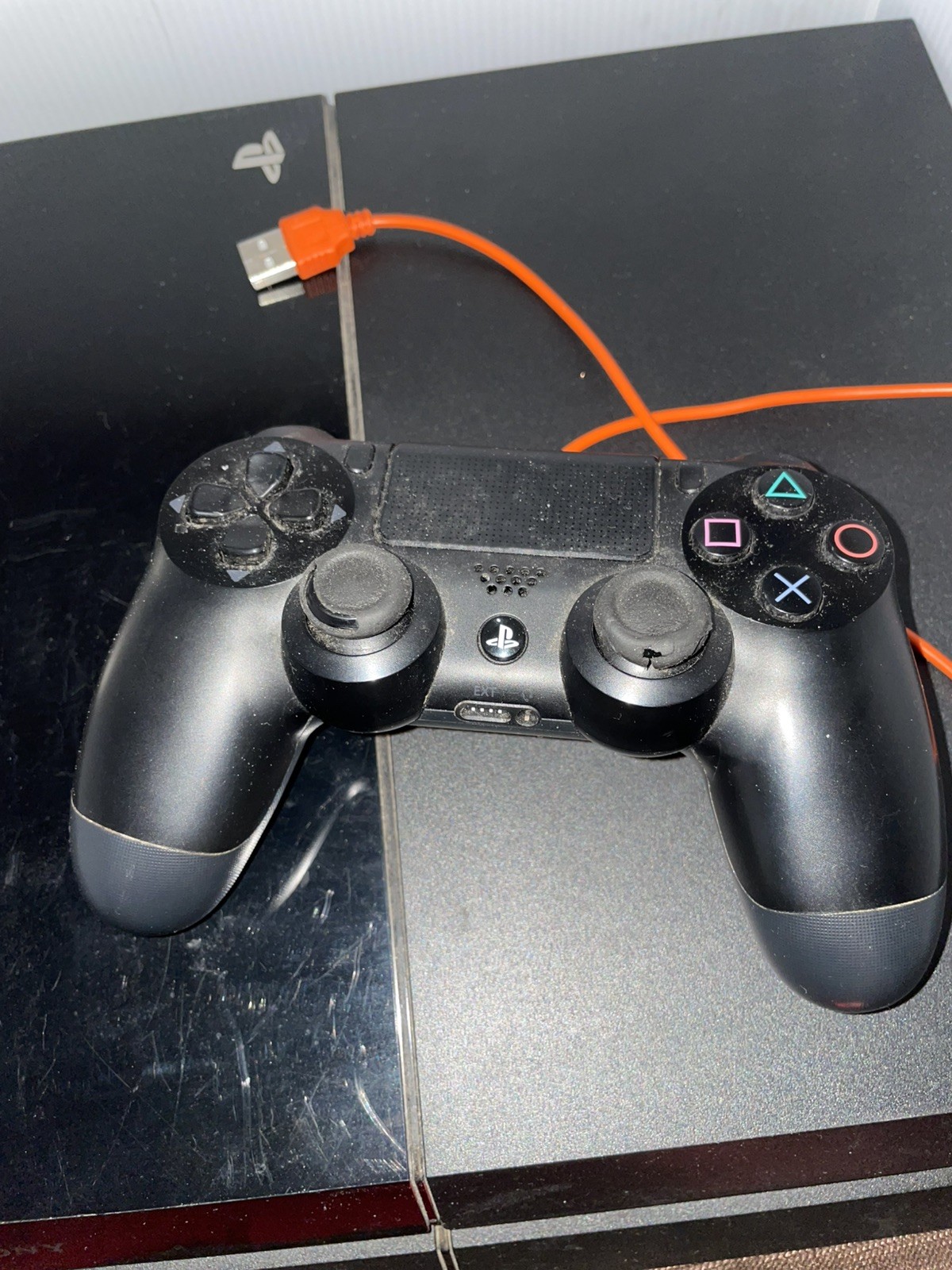 Sony PlayStation 4 500GB Gaming Console – Black cords/ Controller.