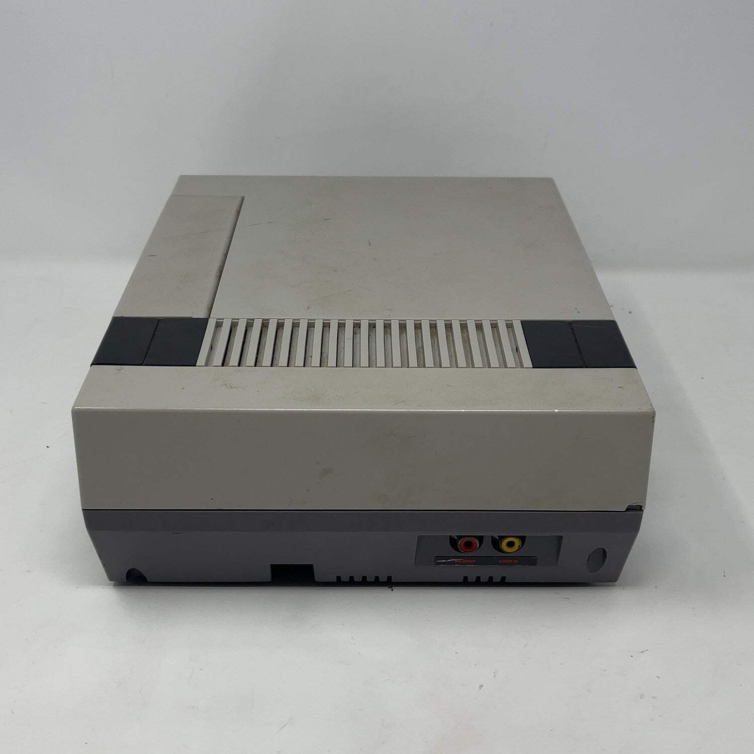 Nintendo Entertainment System NES Console Gaming System Only NES-001 Gray