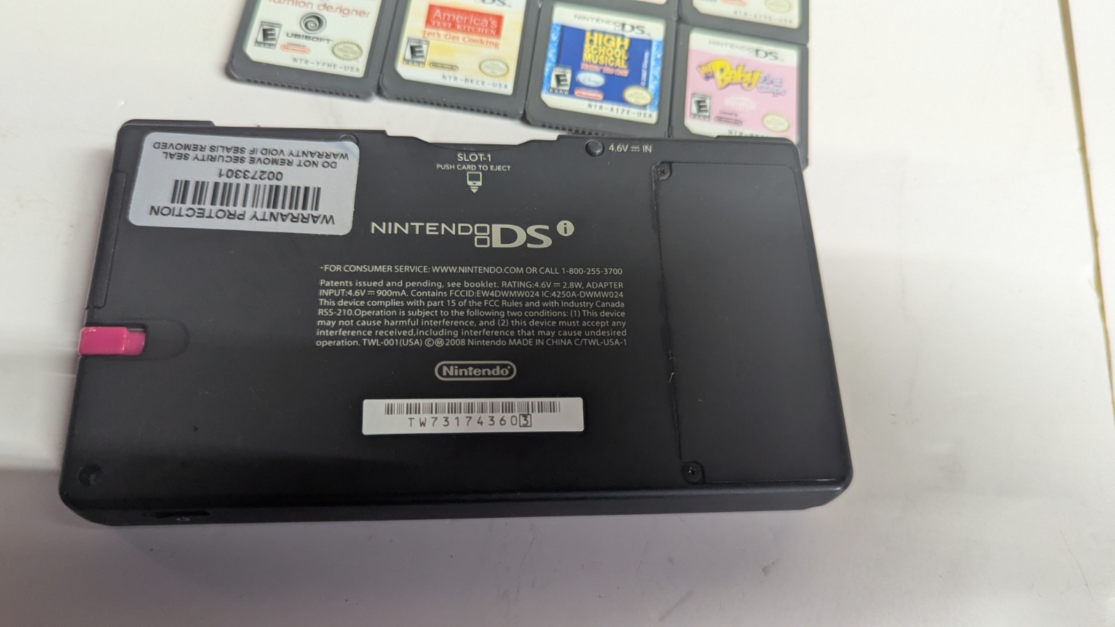 Nintendo DSi Black Handheld Console Bundle – Tested With Charger Stylus + Games