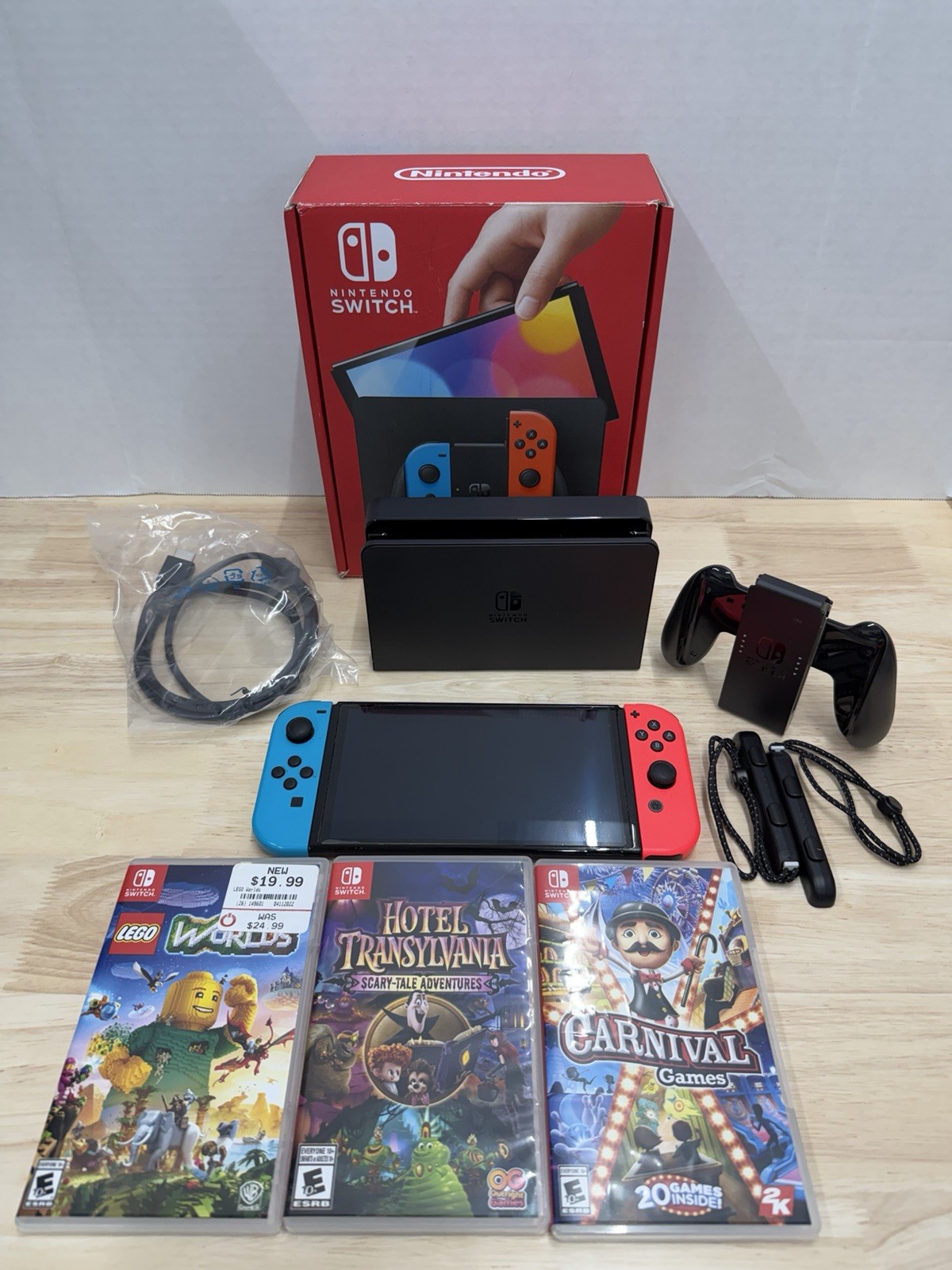 Nintendo Switch OLED Model 64GB HEG-001 Console + 3 Games ~ Great Condition