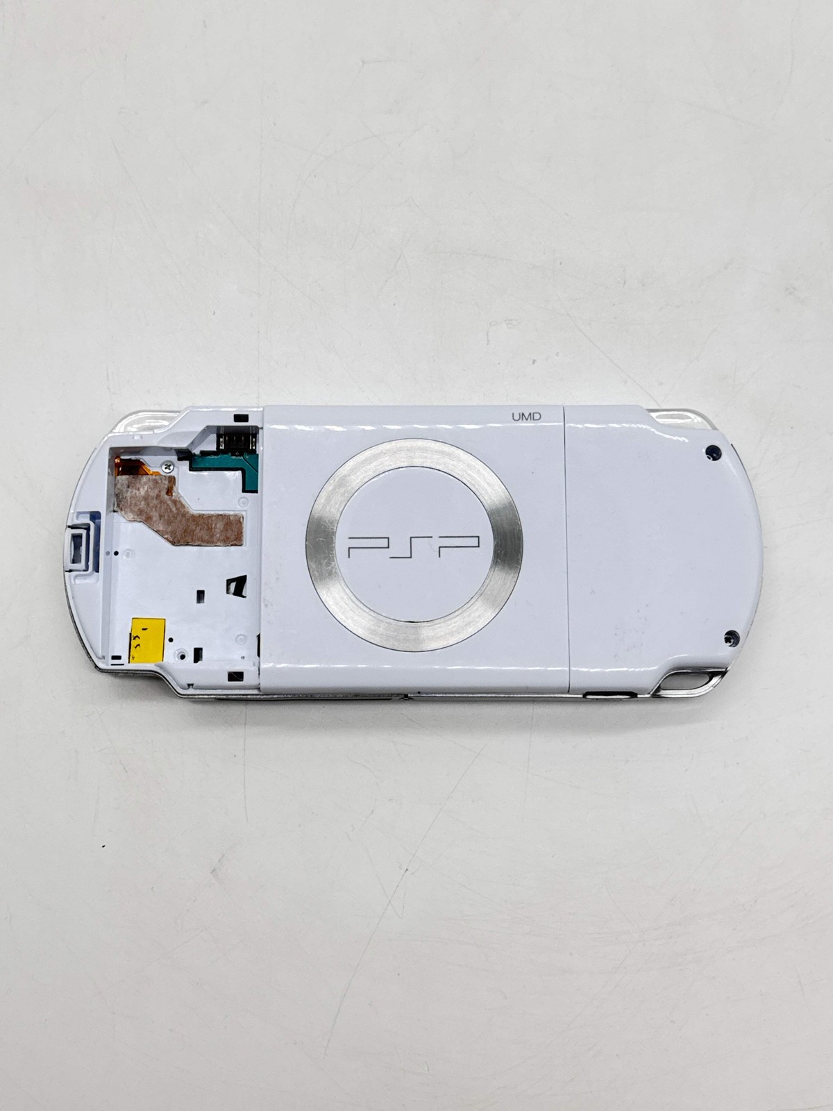 Sony PSP-2000 White Console w/1200mAh Battery & Charger – Read!