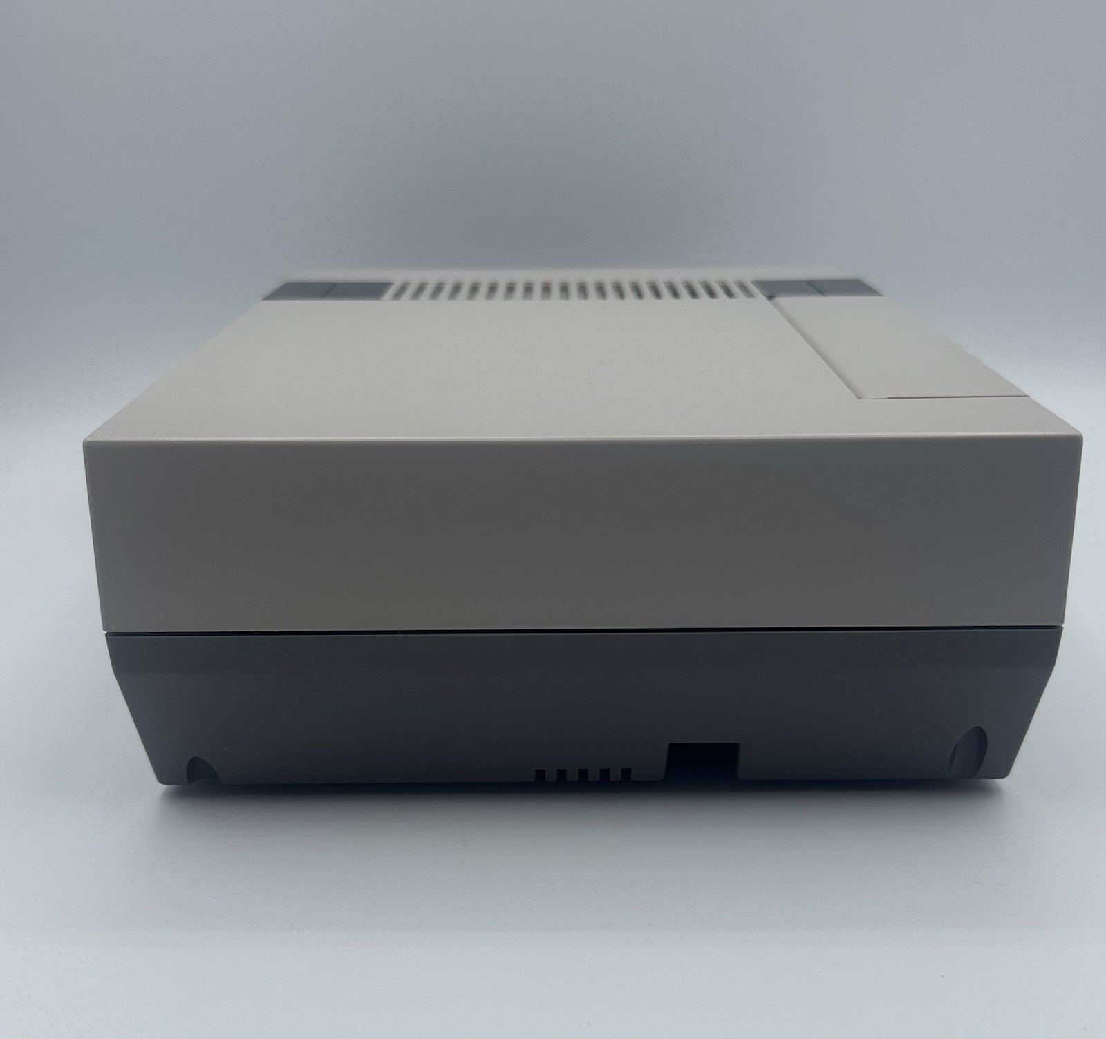 Nintendo NES System New 72 Pin +2 Controllers, Zapper Mario Duck Hunt Manual