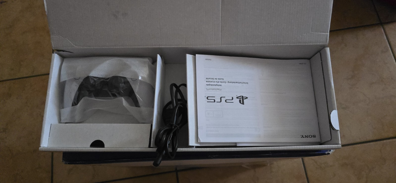 PS5 Standard Edition 825gb