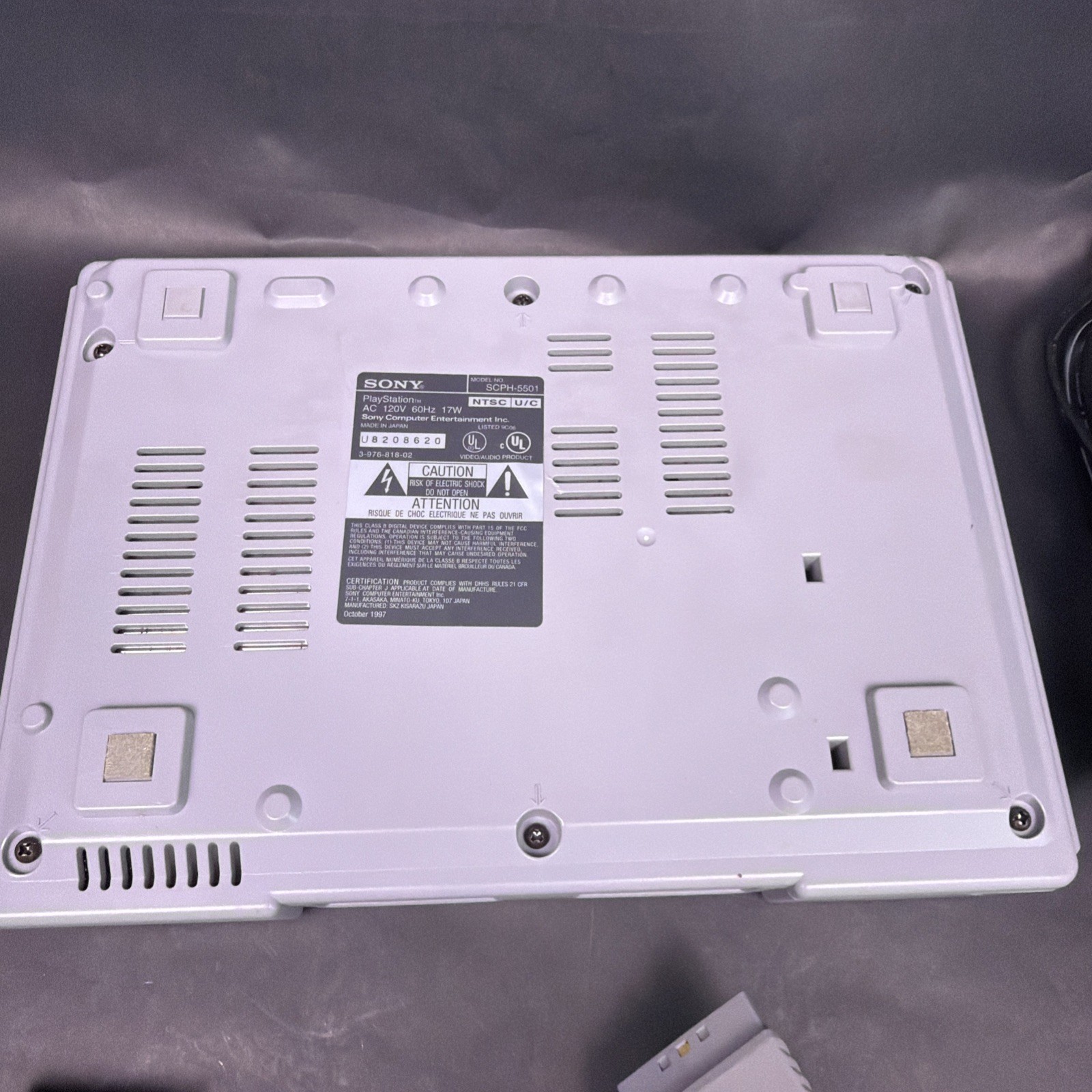 Sony PlayStation PS1 SCPH-5501 NTSC-U/C Gray W/ Controller Games Mem Card Cables