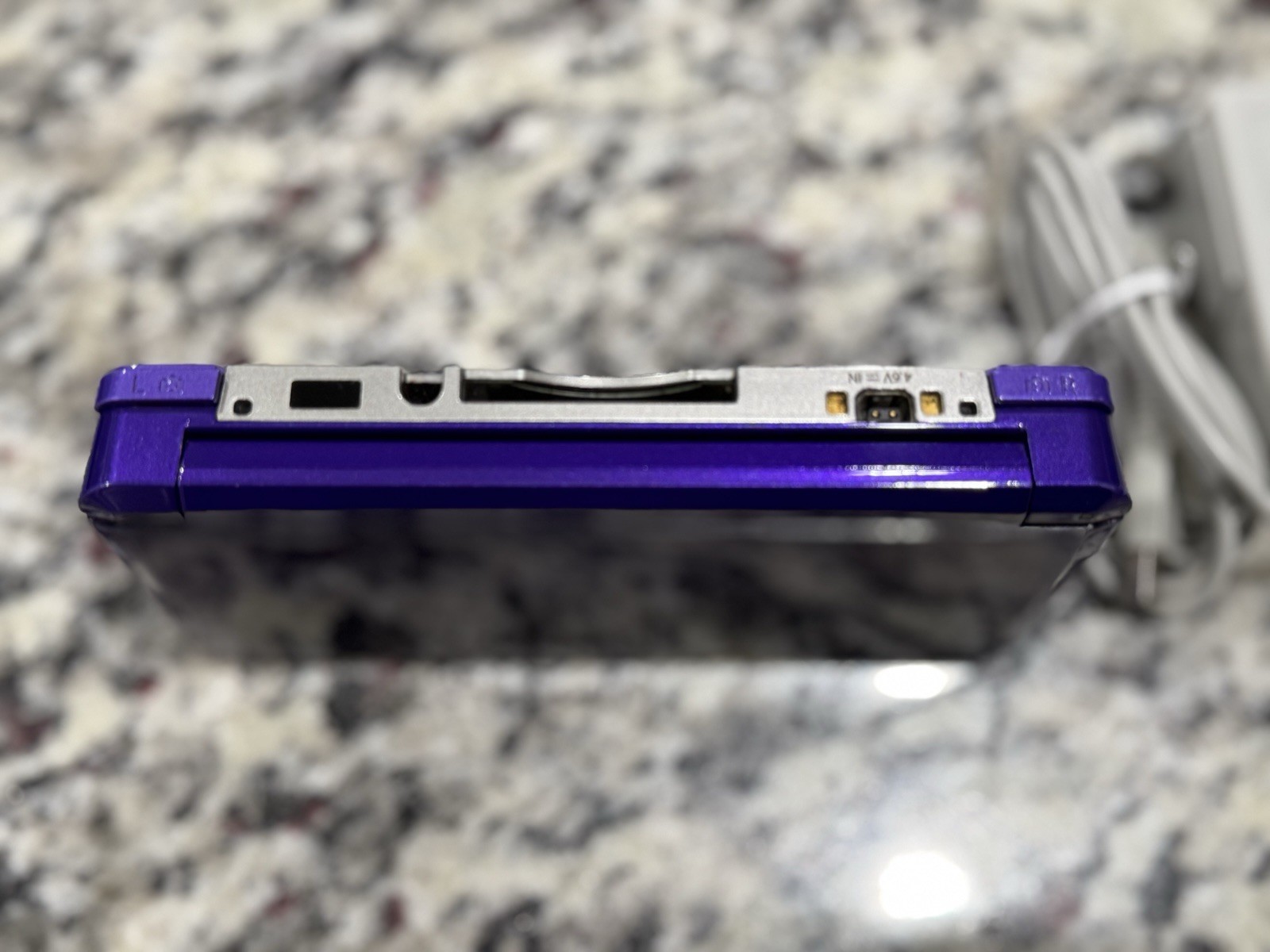 Midnight Purple Nintendo 3DS w/Charger & Games + FREE US SHIPPING!