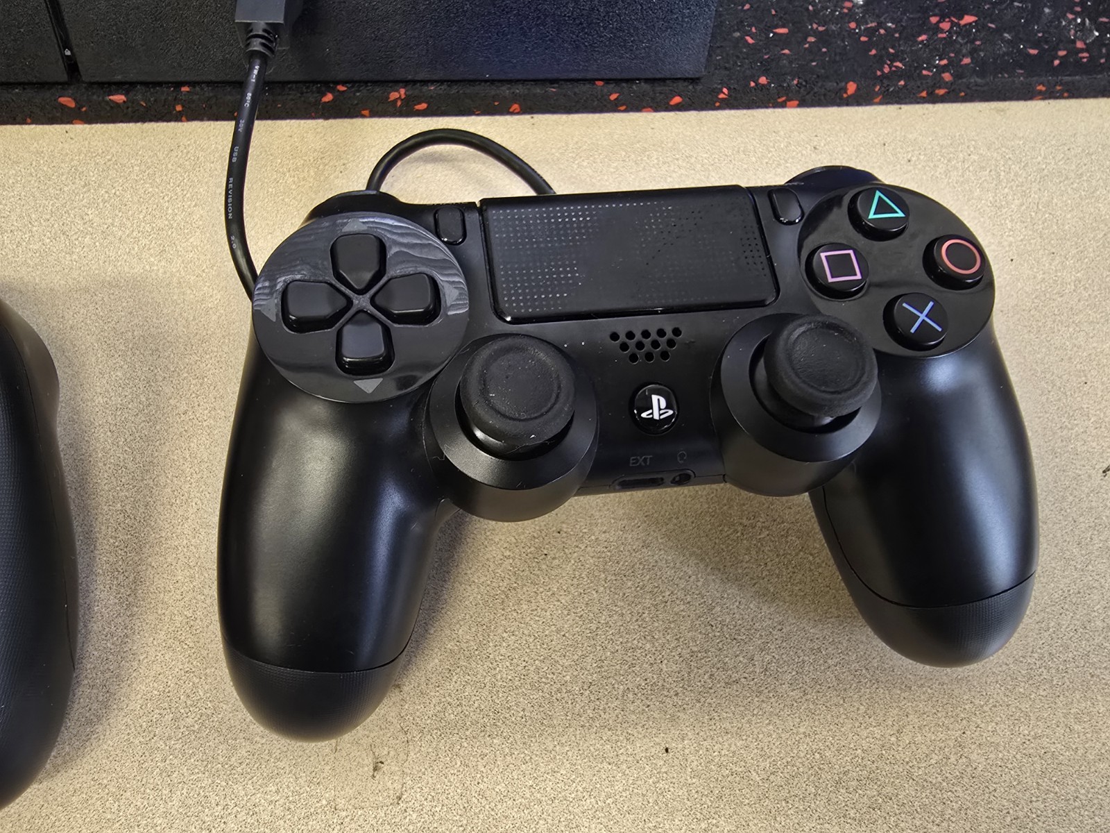 Sony PlayStation 4 500GB Jet Black Console + 2 Controllers & Original Box PS4