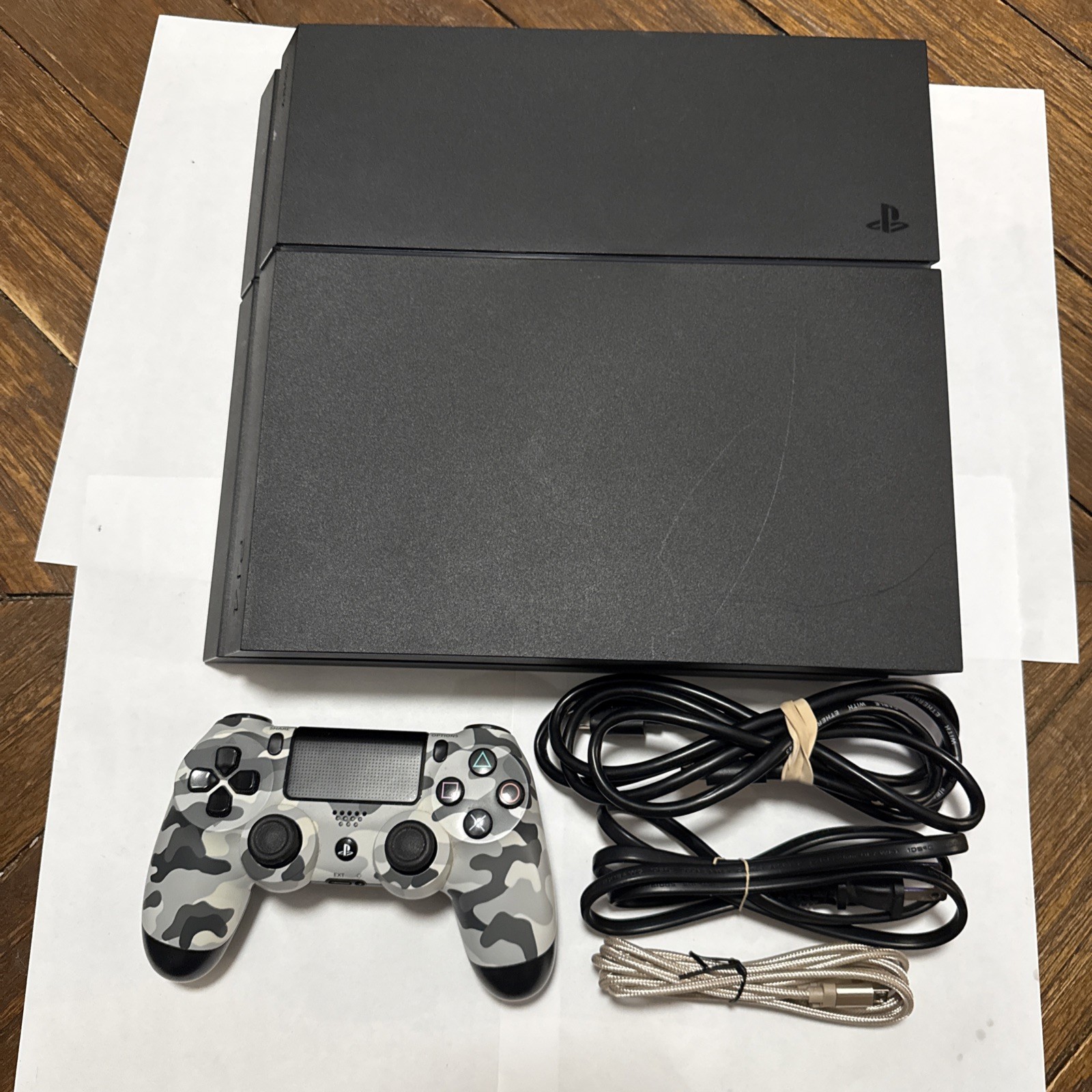 Sony Playstation 4 500GB Black Console PS4 W/ Controller & Cords Tested Working!