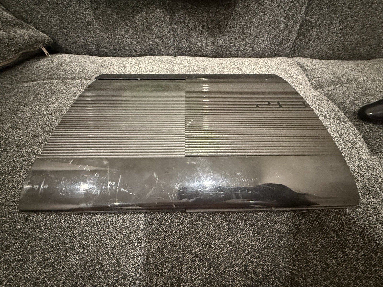 Sony PlayStation 3 PS3 Super Slim CECH 4201A 12GB Console And 2 Remotes No Cords