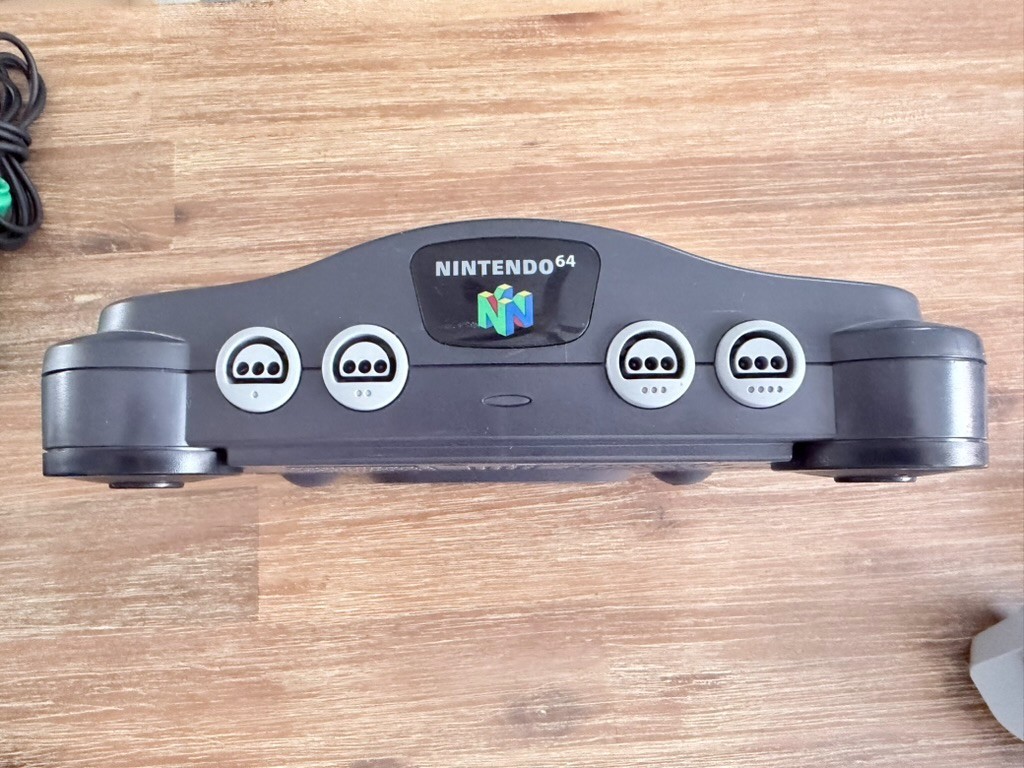 Nintendo 64 N64 Console Bundle w/ Hookups, 2 Controllers + Paks & 1 Game TESTED